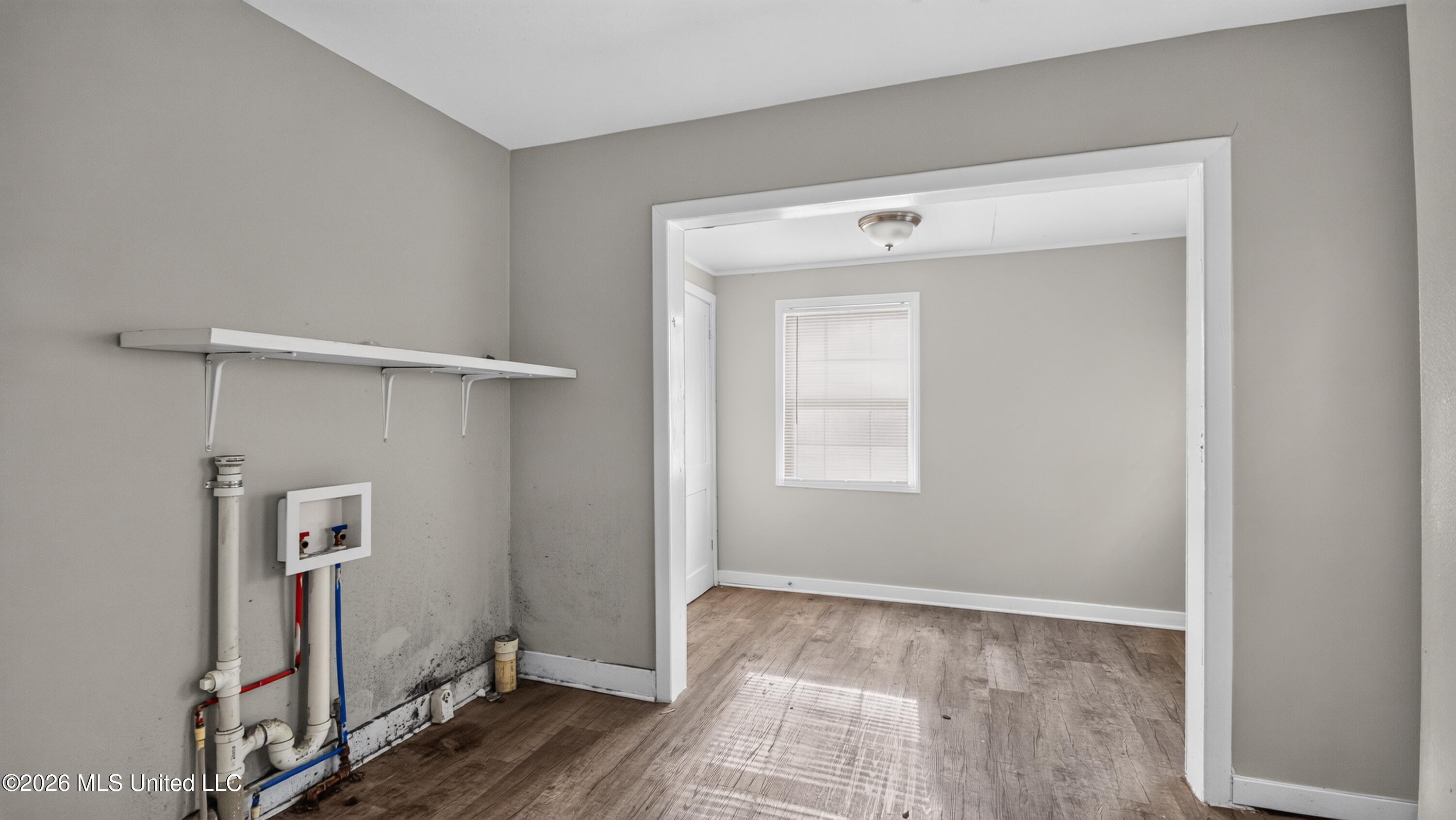 3032 Windsor Avenue Property Photo 6
