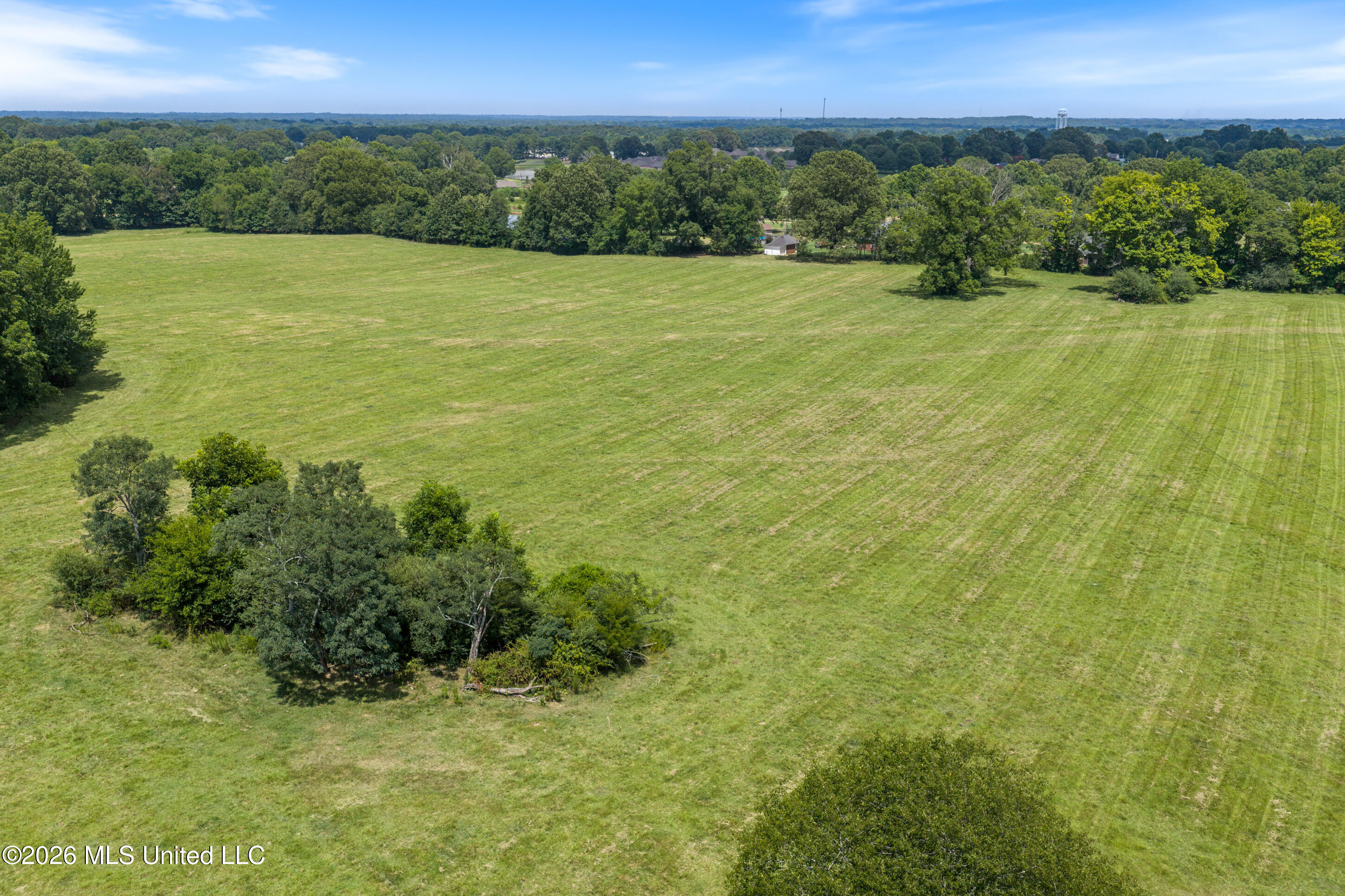 1000 Woolfolk Road Property Photo 3