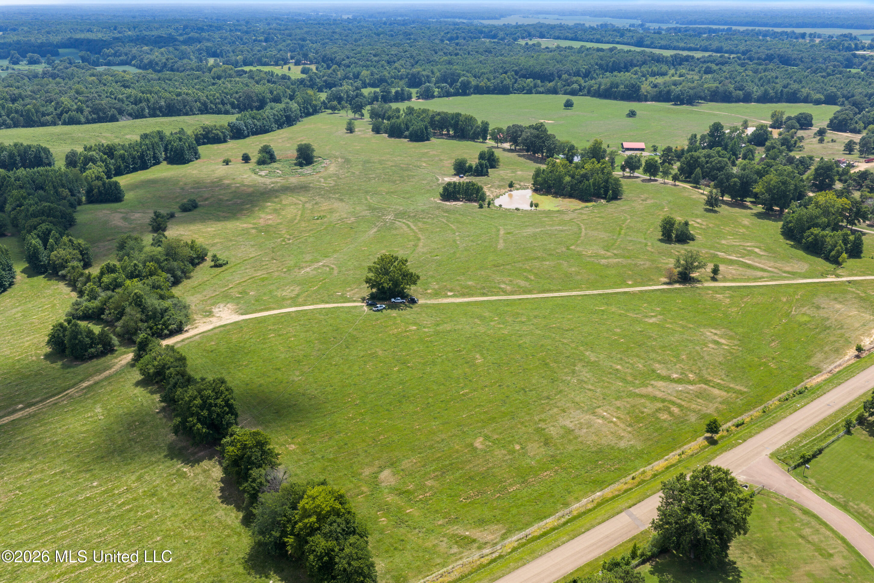 1000 Woolfolk Road Property Photo 6