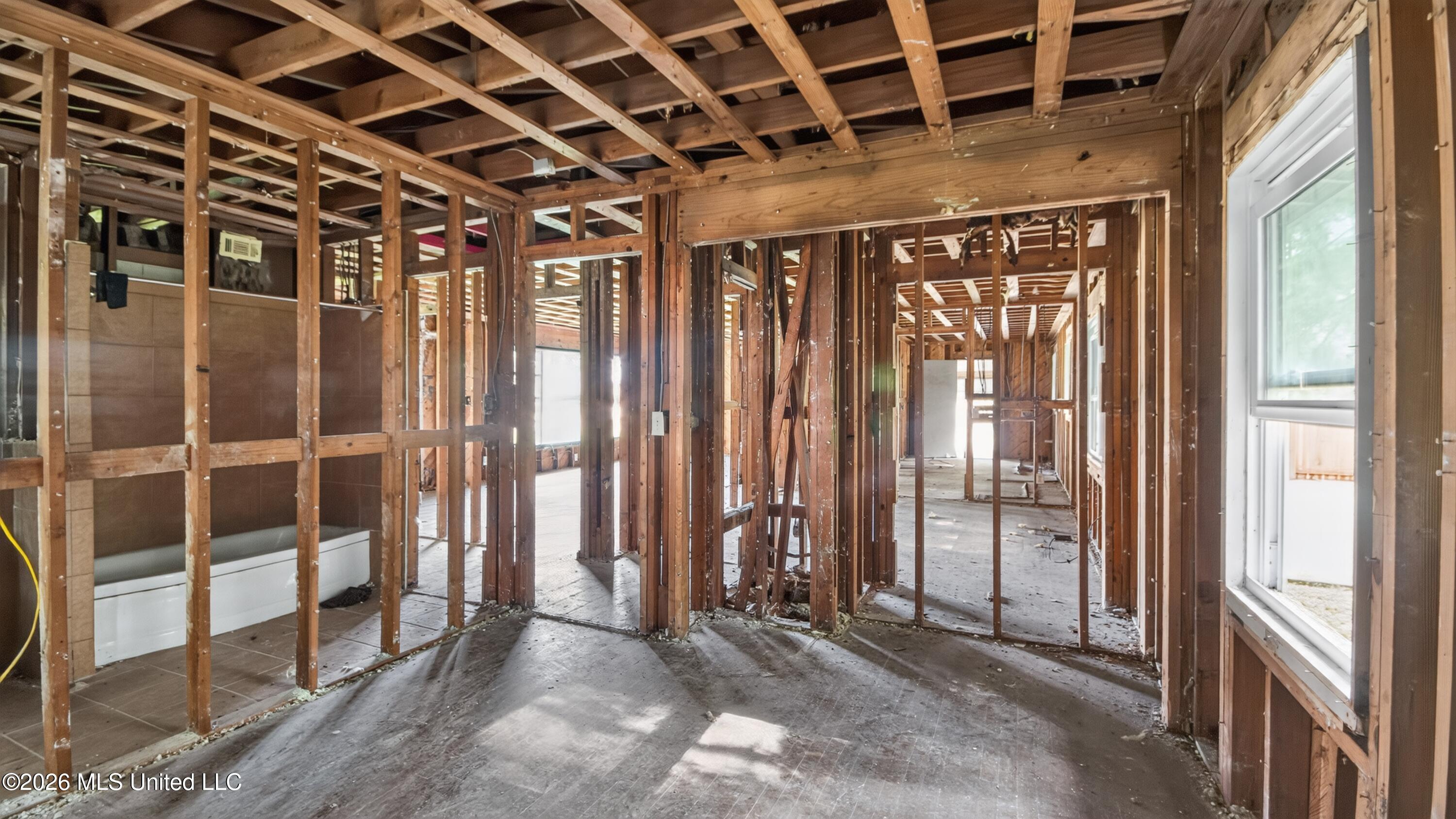 5572 Pine Lane Drive Property Photo 16