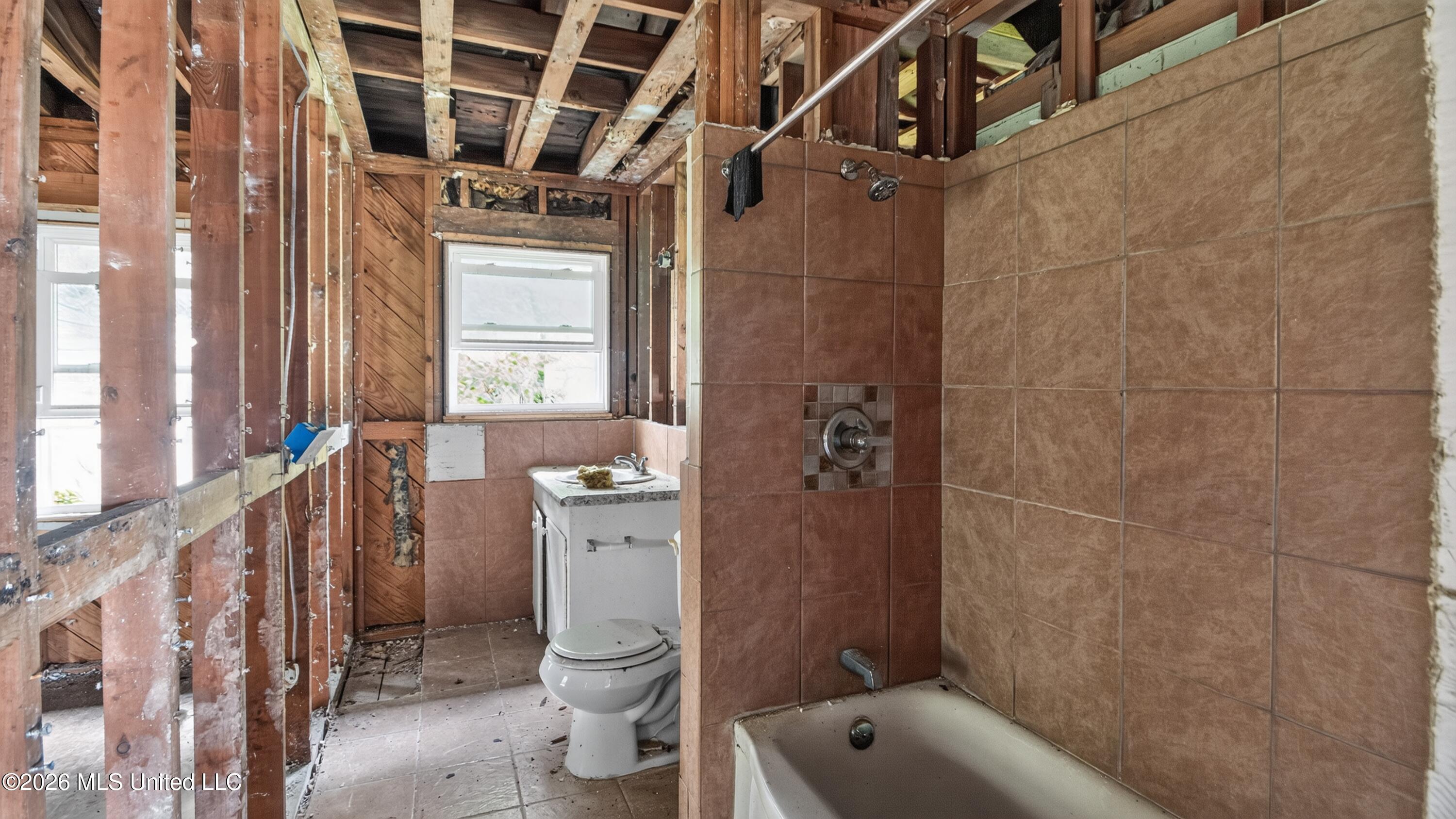 5572 Pine Lane Drive Property Photo 19