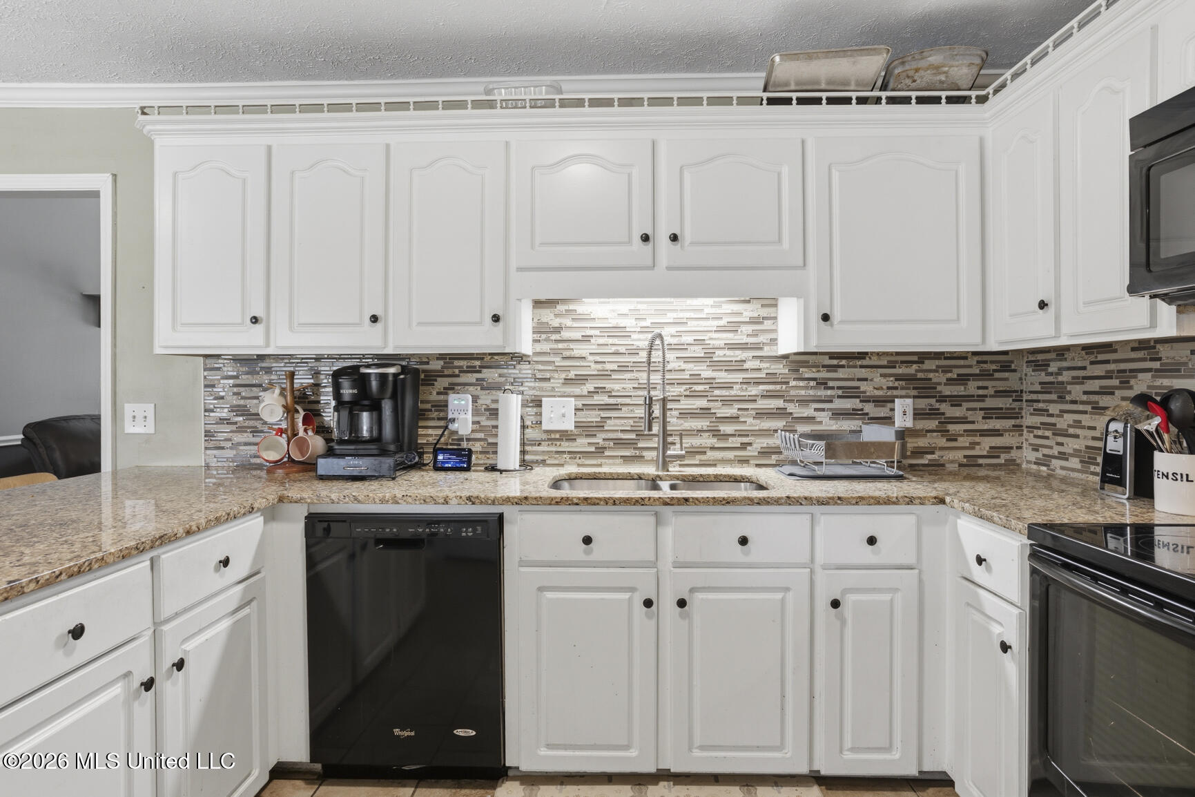 912 Eagles Nest Drive Property Photo 17