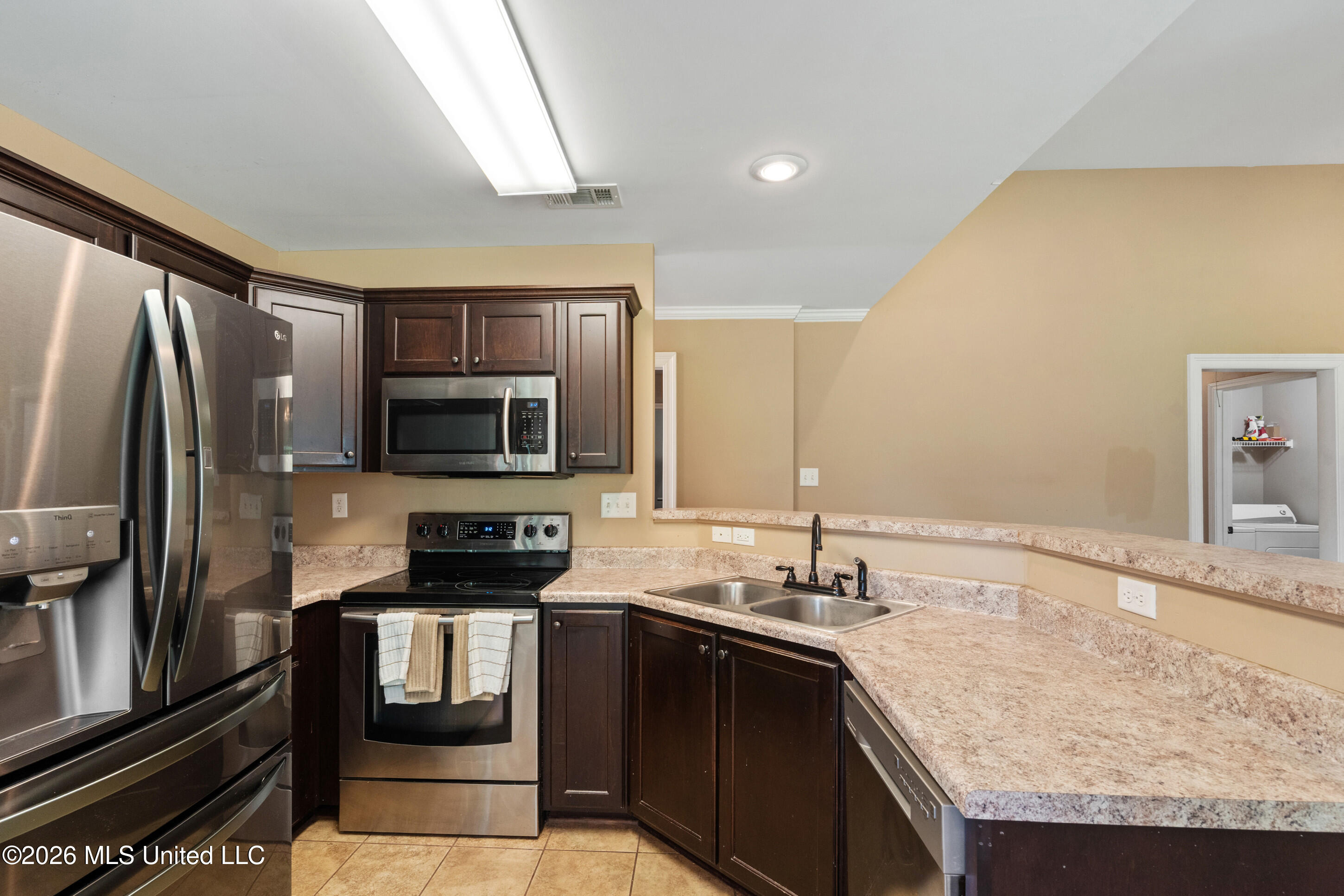 3248 Magnolia Drive Property Photo 9