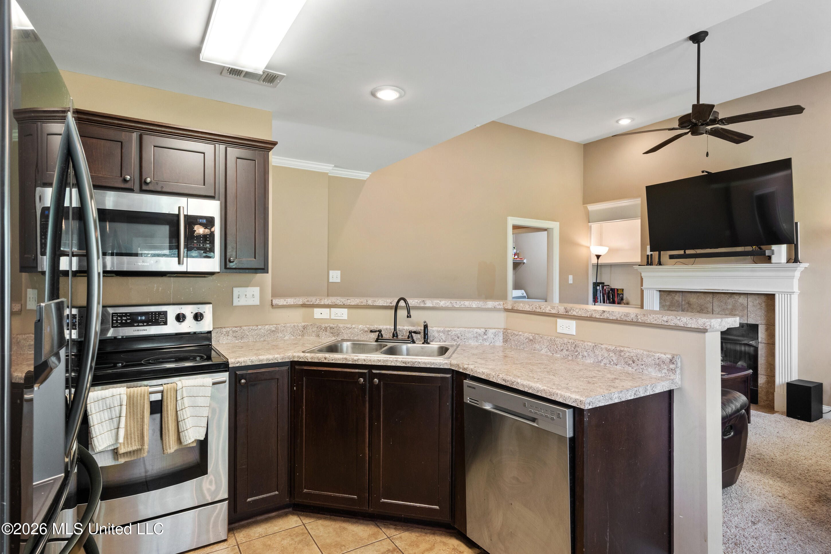 3248 Magnolia Drive Property Photo 10