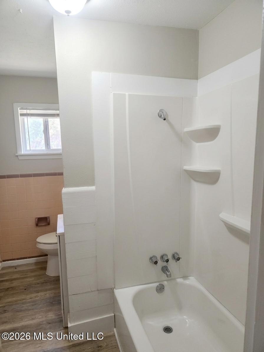 3164 Fleetwood Drive Property Photo 8