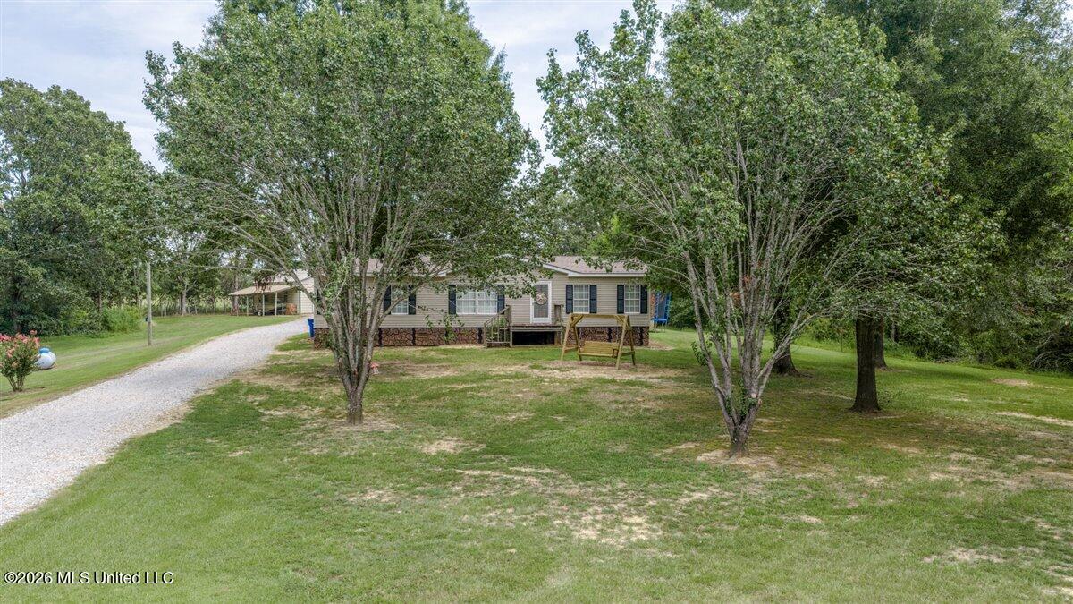 452 Hudson Road Property Photo 2