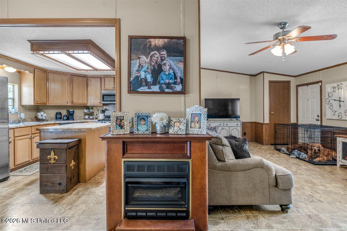 452 Hudson Road Property Photo 6