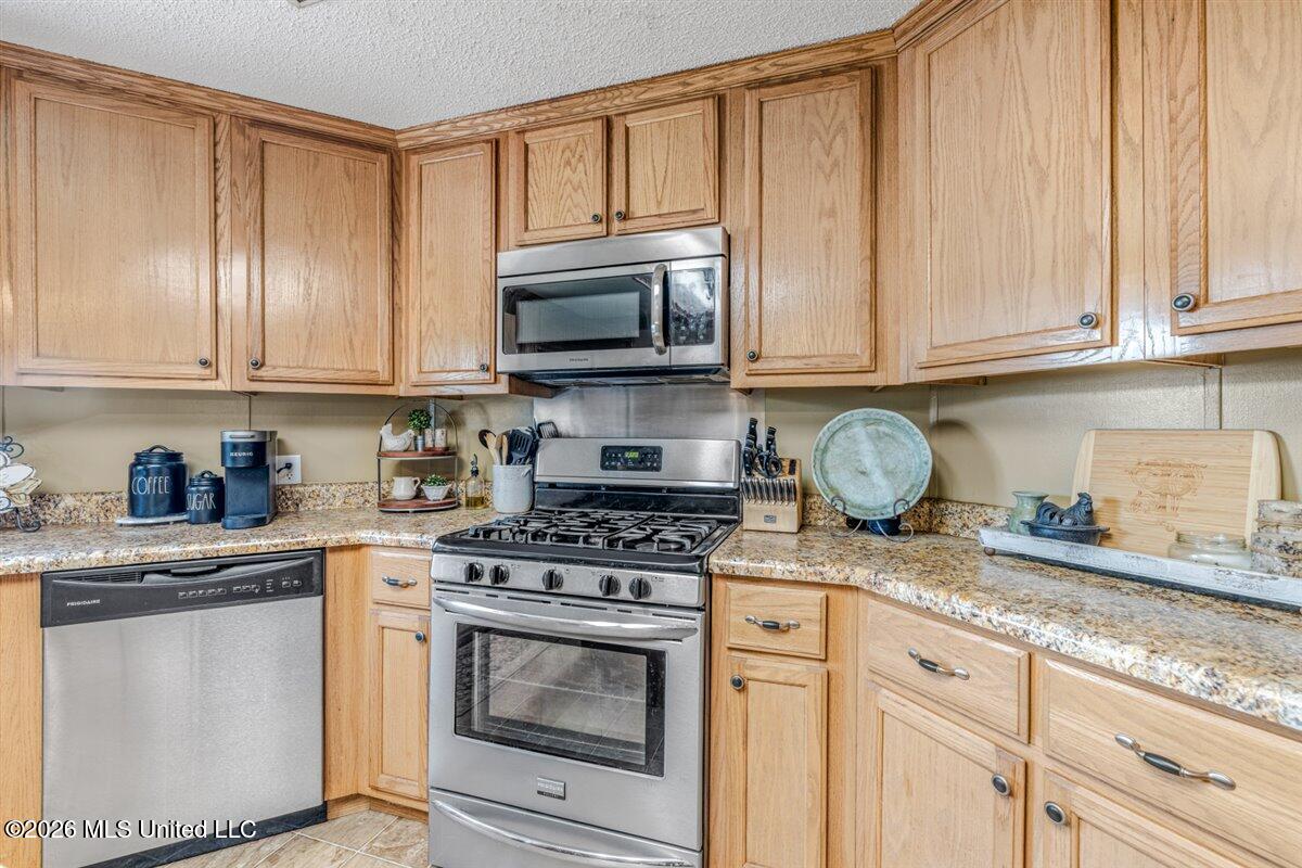 452 Hudson Road Property Photo 10