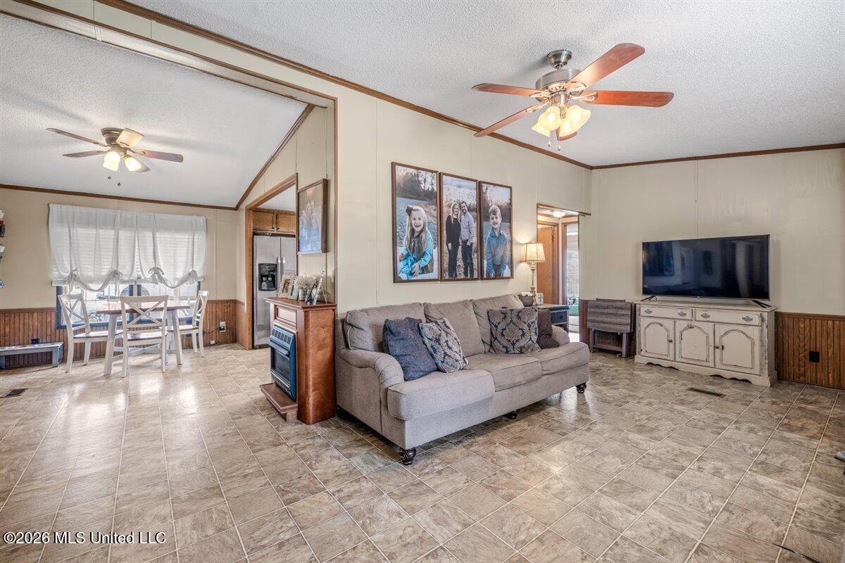 452 Hudson Road Property Photo 24