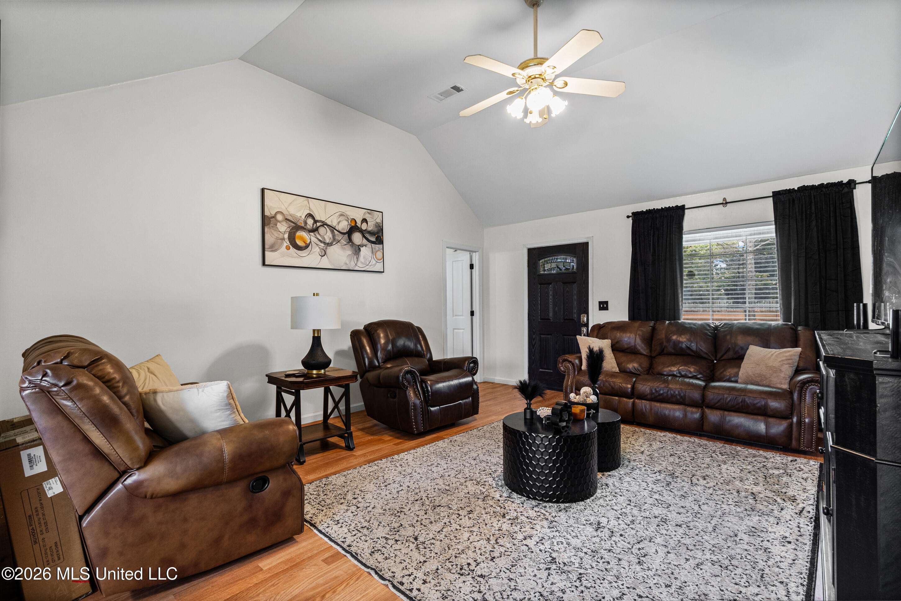 846 Friendship Drive Property Photo 3
