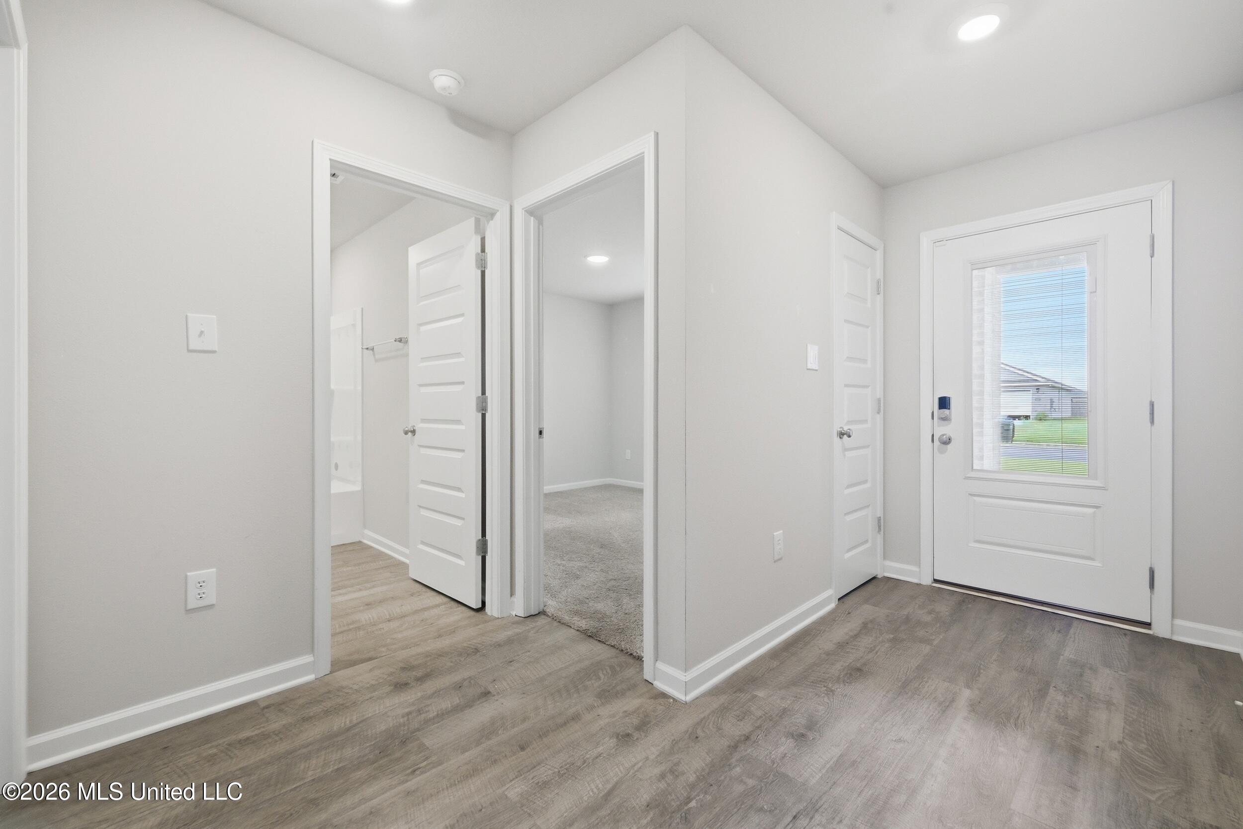 9467 Emersyn Lane Property Photo 8