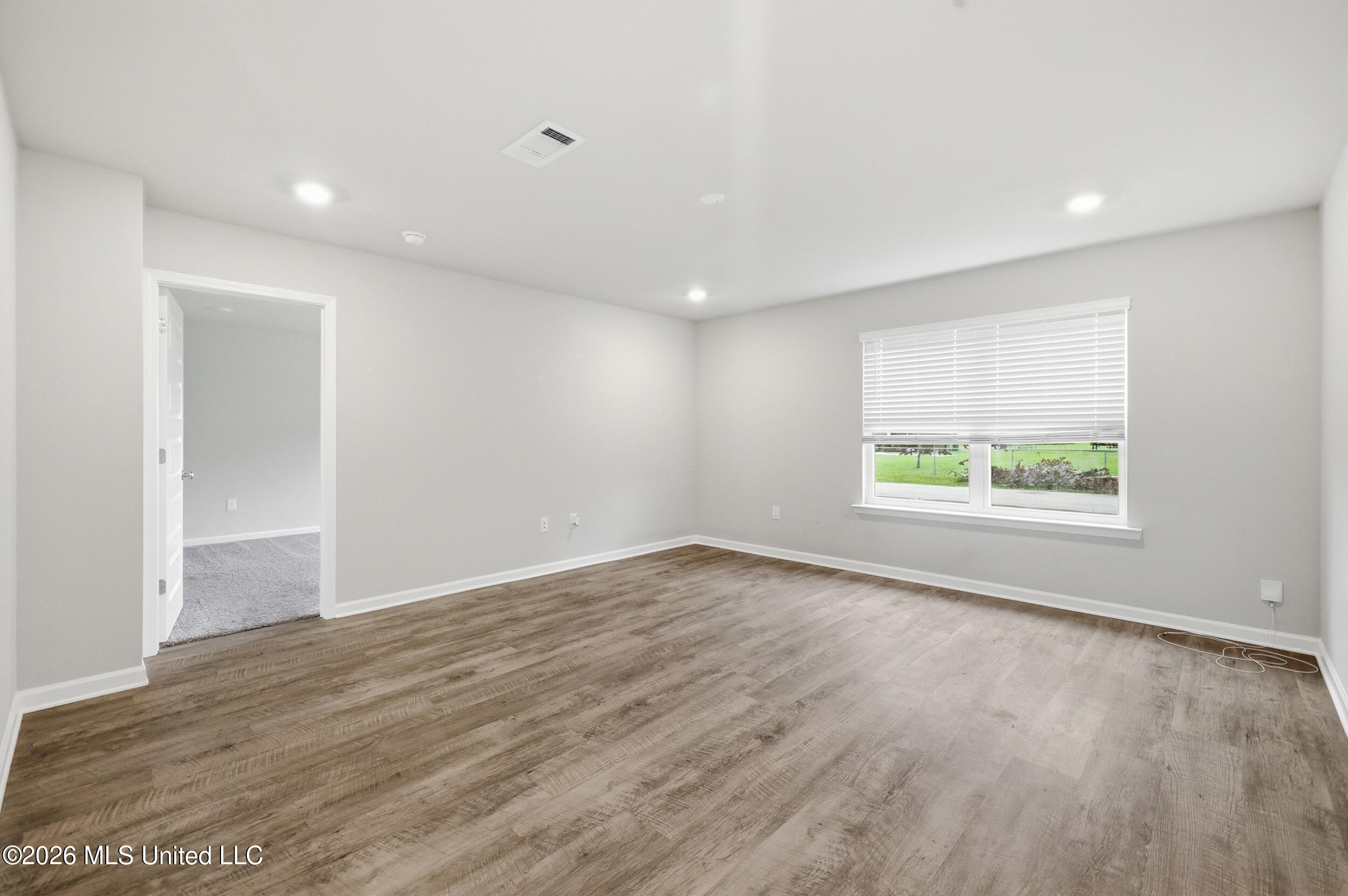 9467 Emersyn Lane Property Photo 10