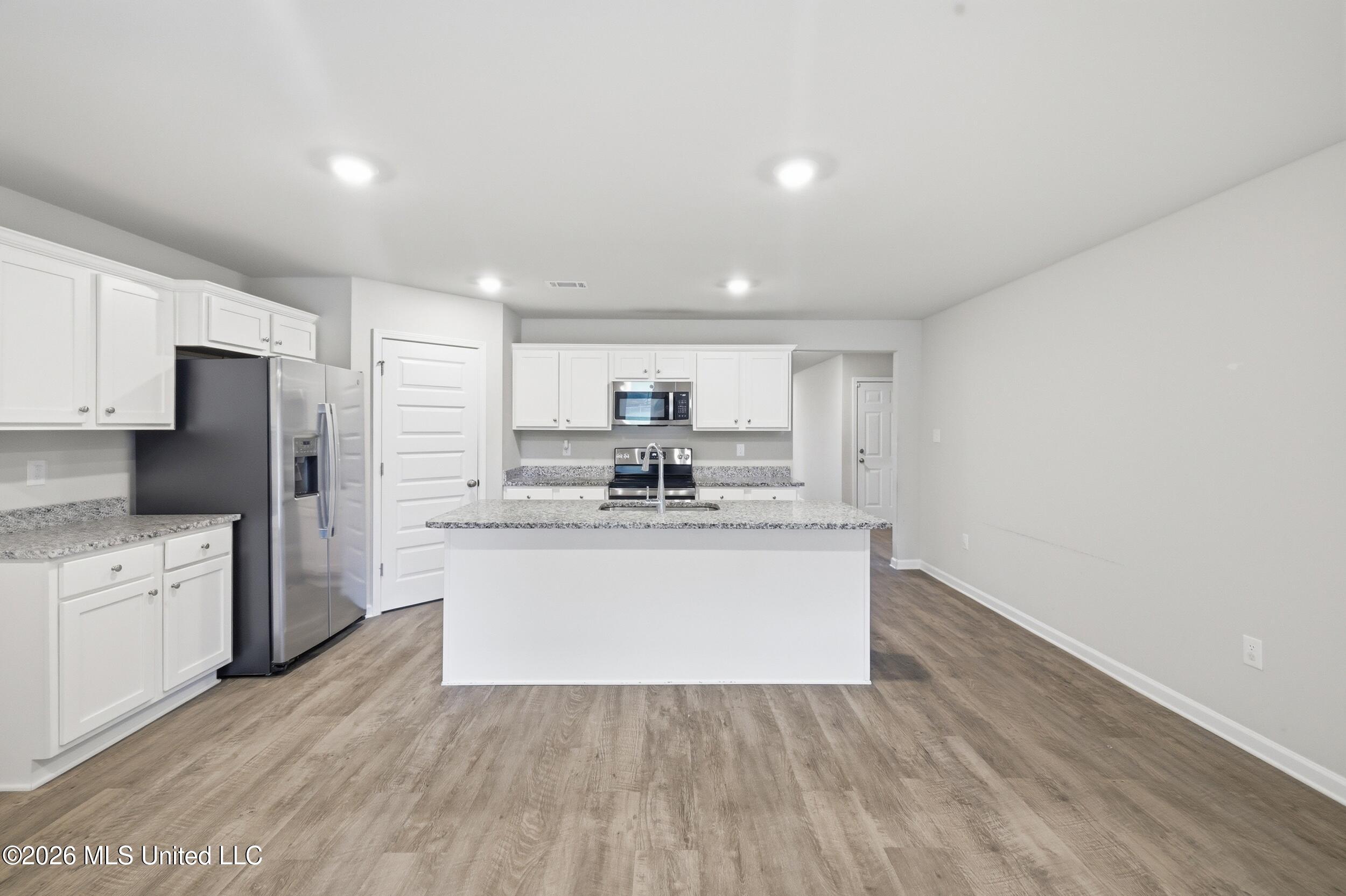 9467 Emersyn Lane Property Photo 12