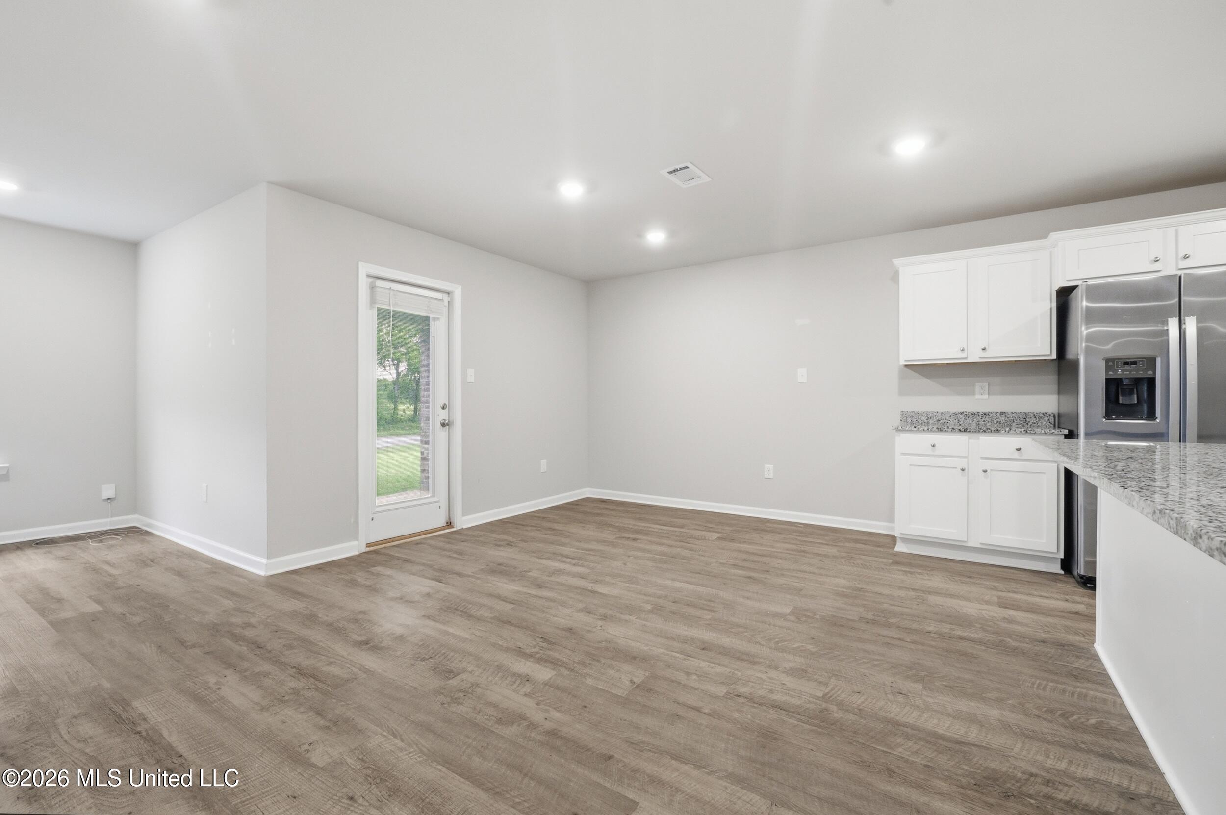 9467 Emersyn Lane Property Photo 13
