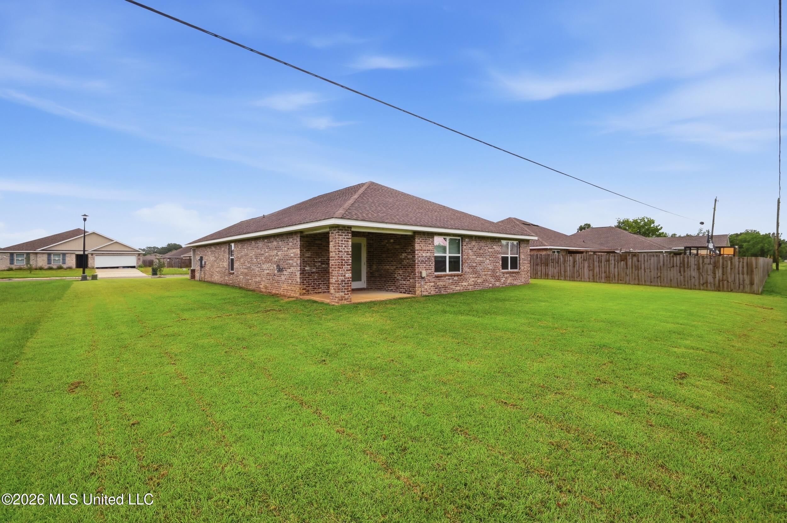 9467 Emersyn Lane Property Photo 35