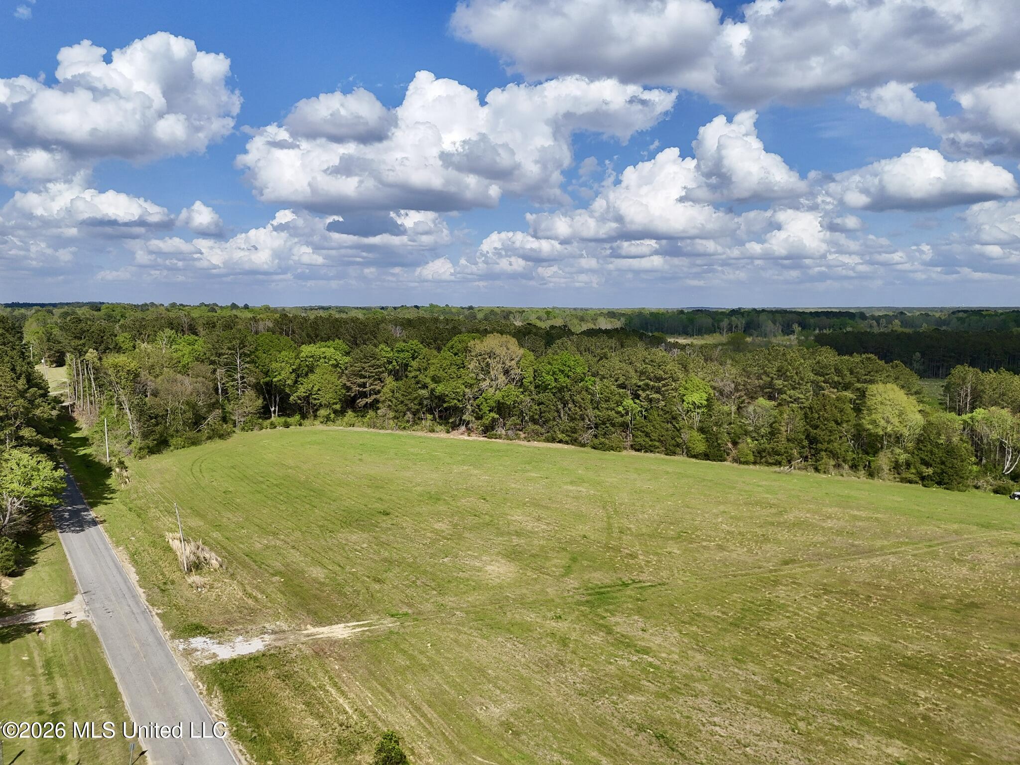 0033 Stump Bridge Road Property Photo 1