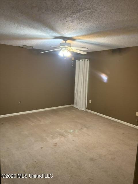 1220 W 2nd Street Property Photo 5