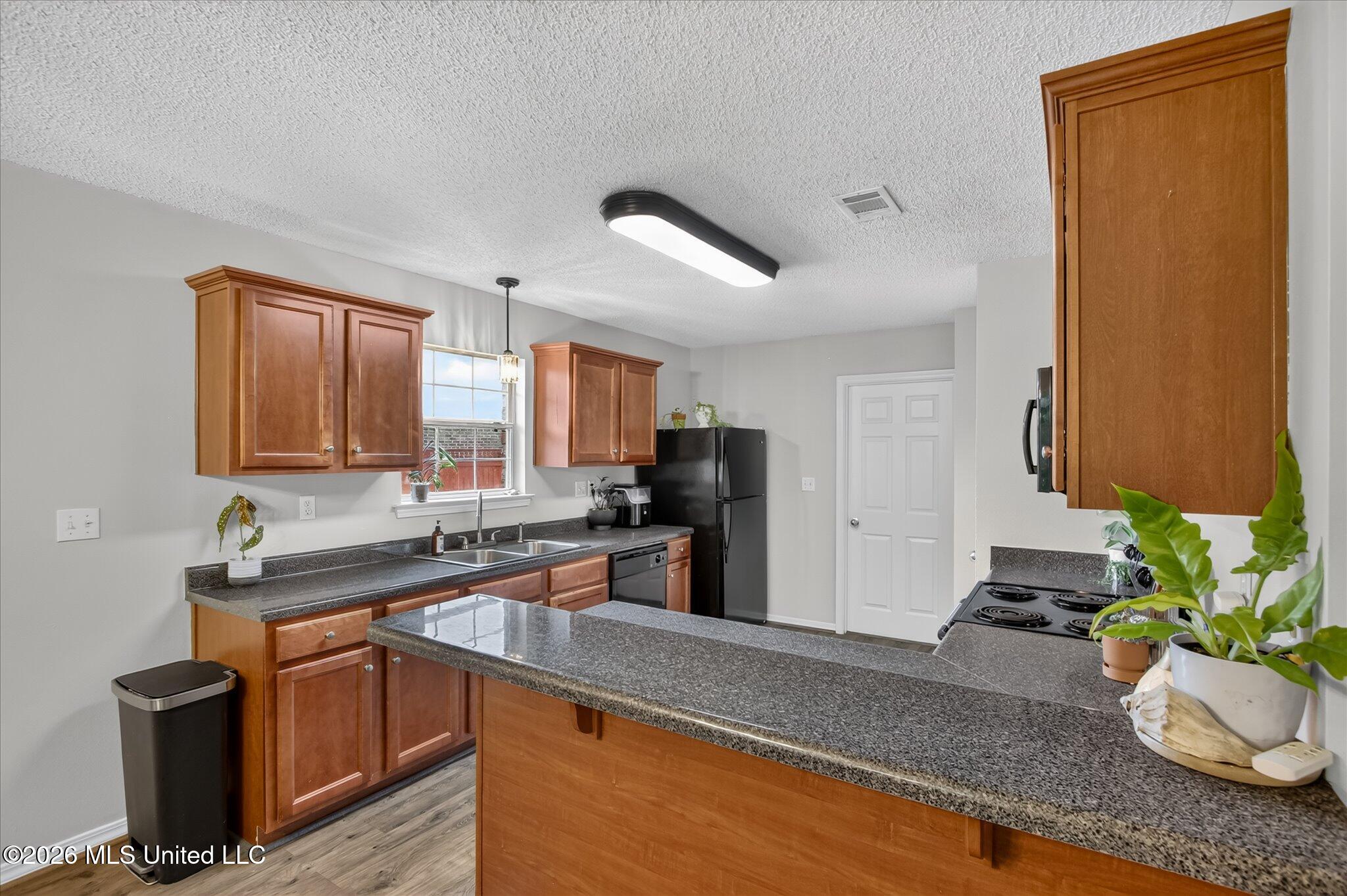 15077 Clear Springs Drive Property Photo 13