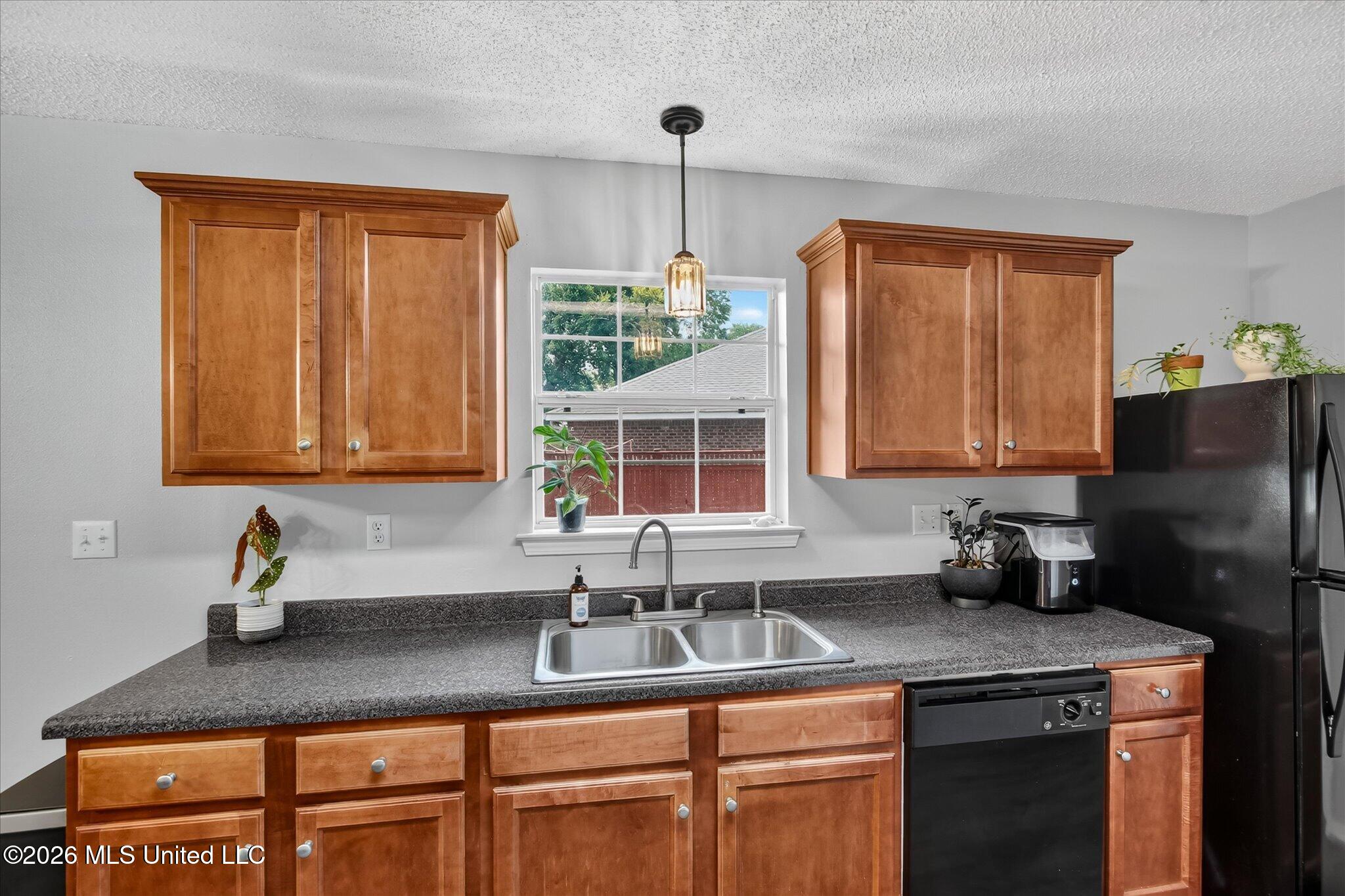 15077 Clear Springs Drive Property Photo 14