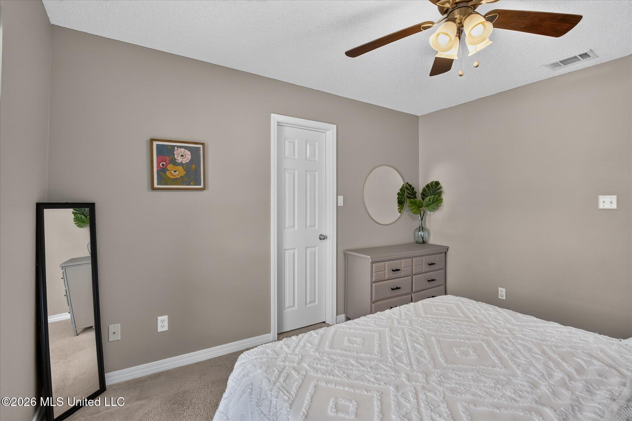 15077 Clear Springs Drive Property Photo 24