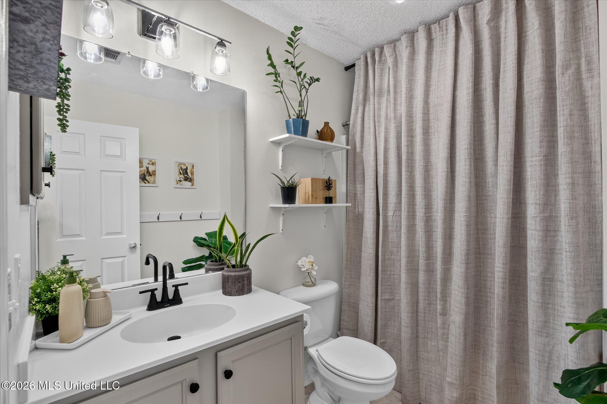 15077 Clear Springs Drive Property Photo 25