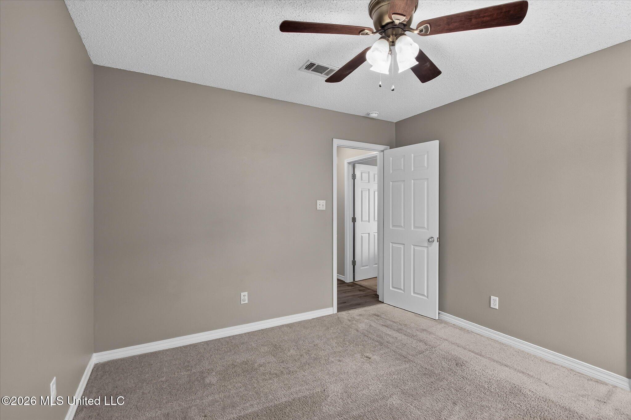 15077 Clear Springs Drive Property Photo 27