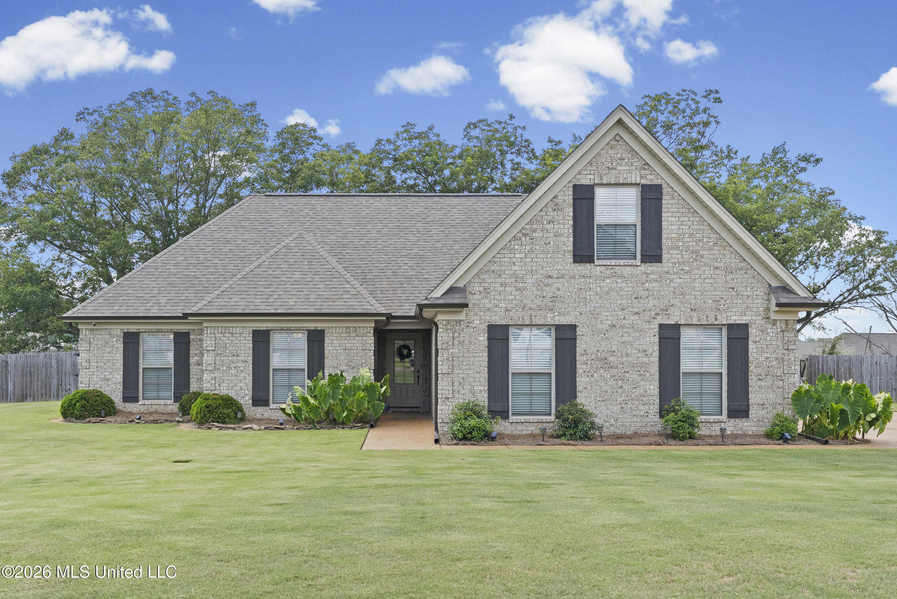209 Eagle View Drive Property Photo 1