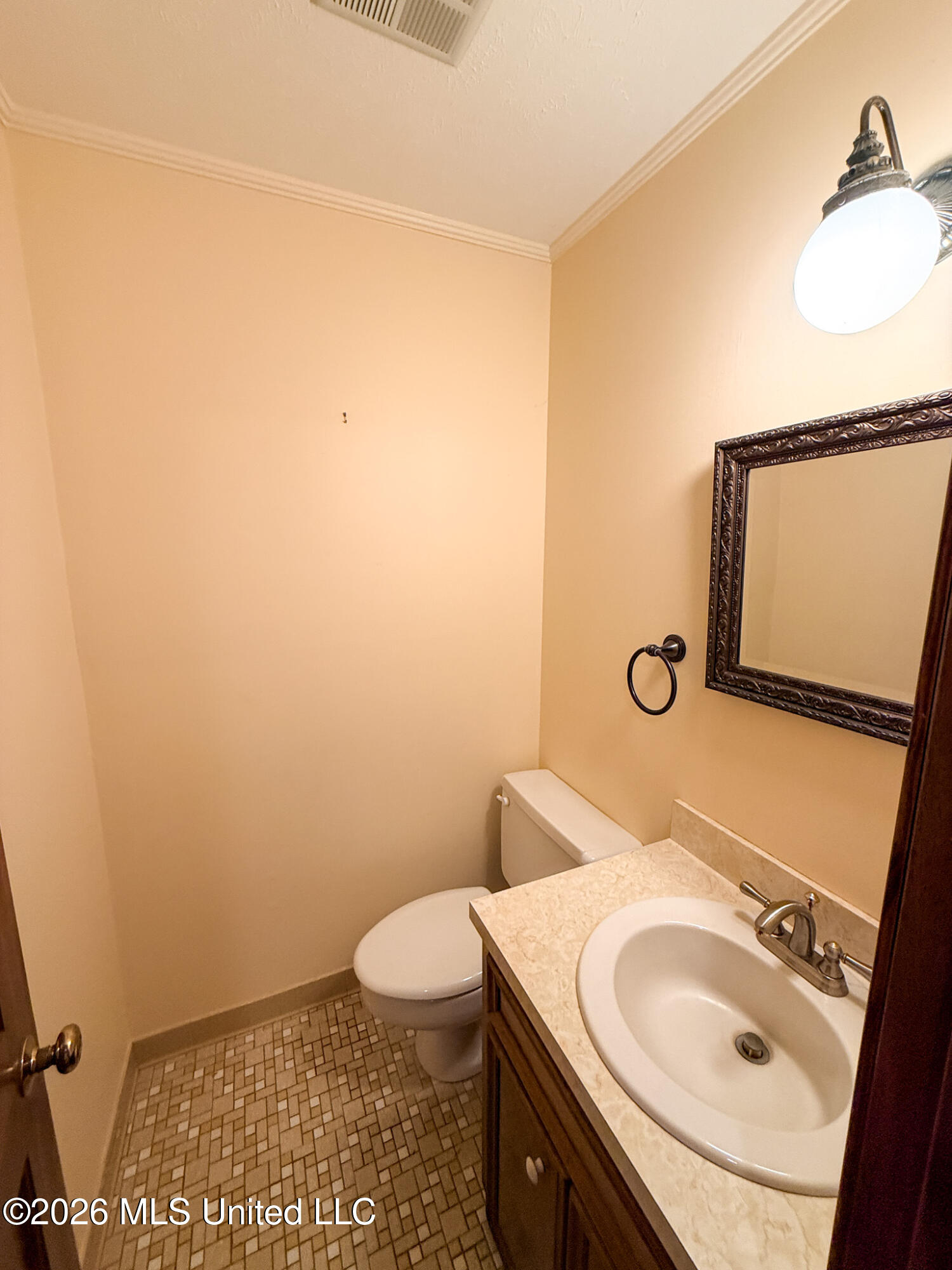 100 Coachmans Road Property Photo 17