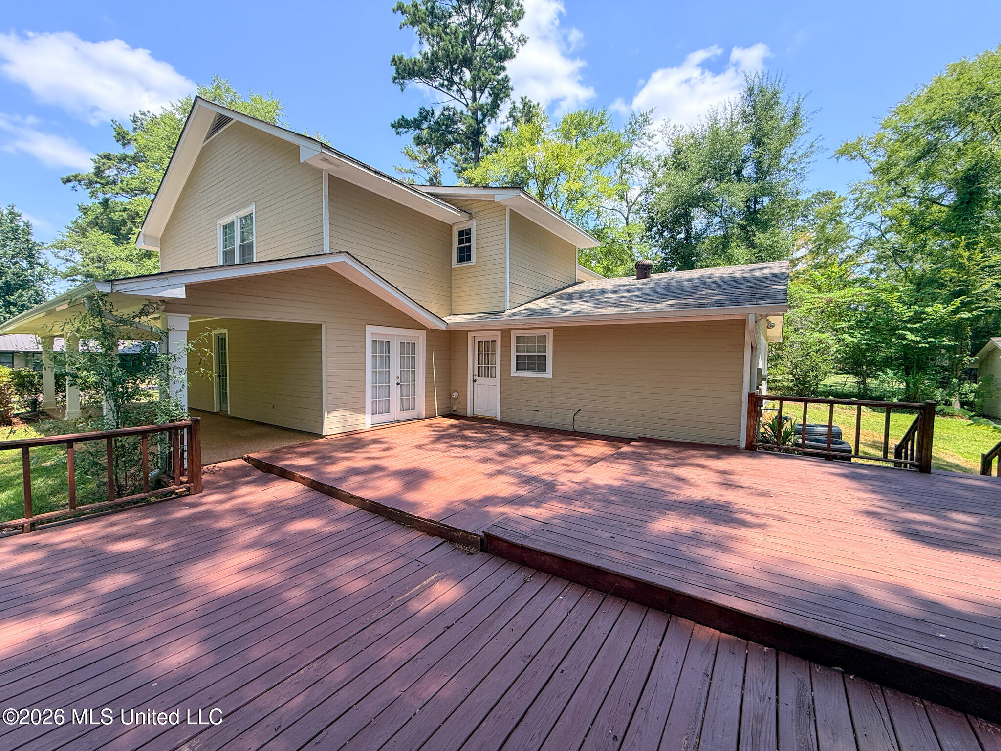 100 Coachmans Road Property Photo 29