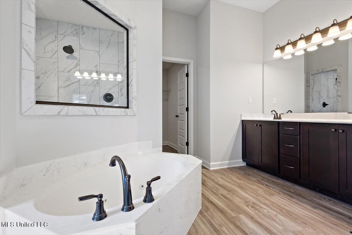13758 Jack Thomas Boulevard Property Photo 18