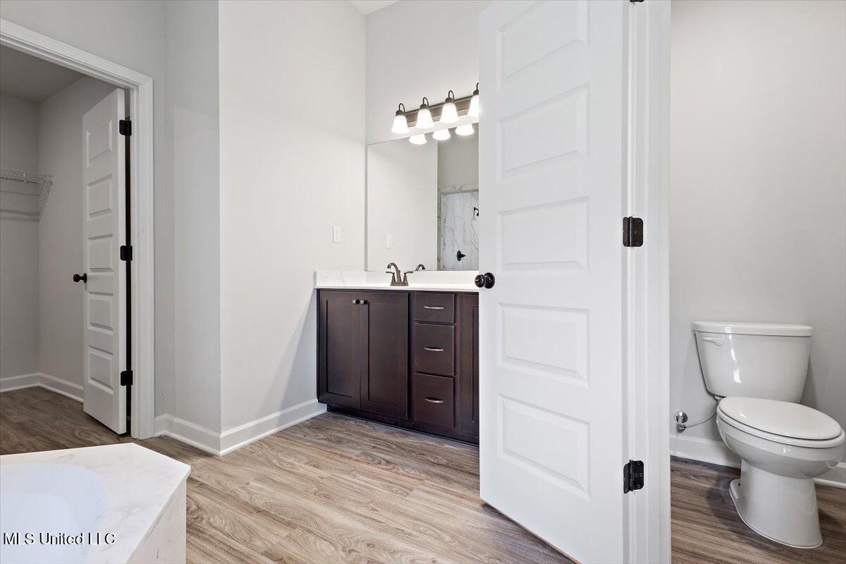 13758 Jack Thomas Boulevard Property Photo 21