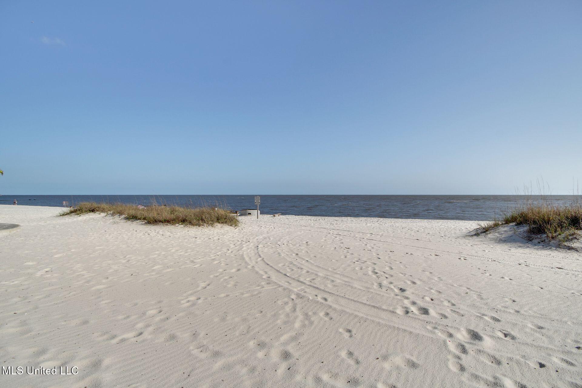1664 Beach Boulevard Property Photo 5