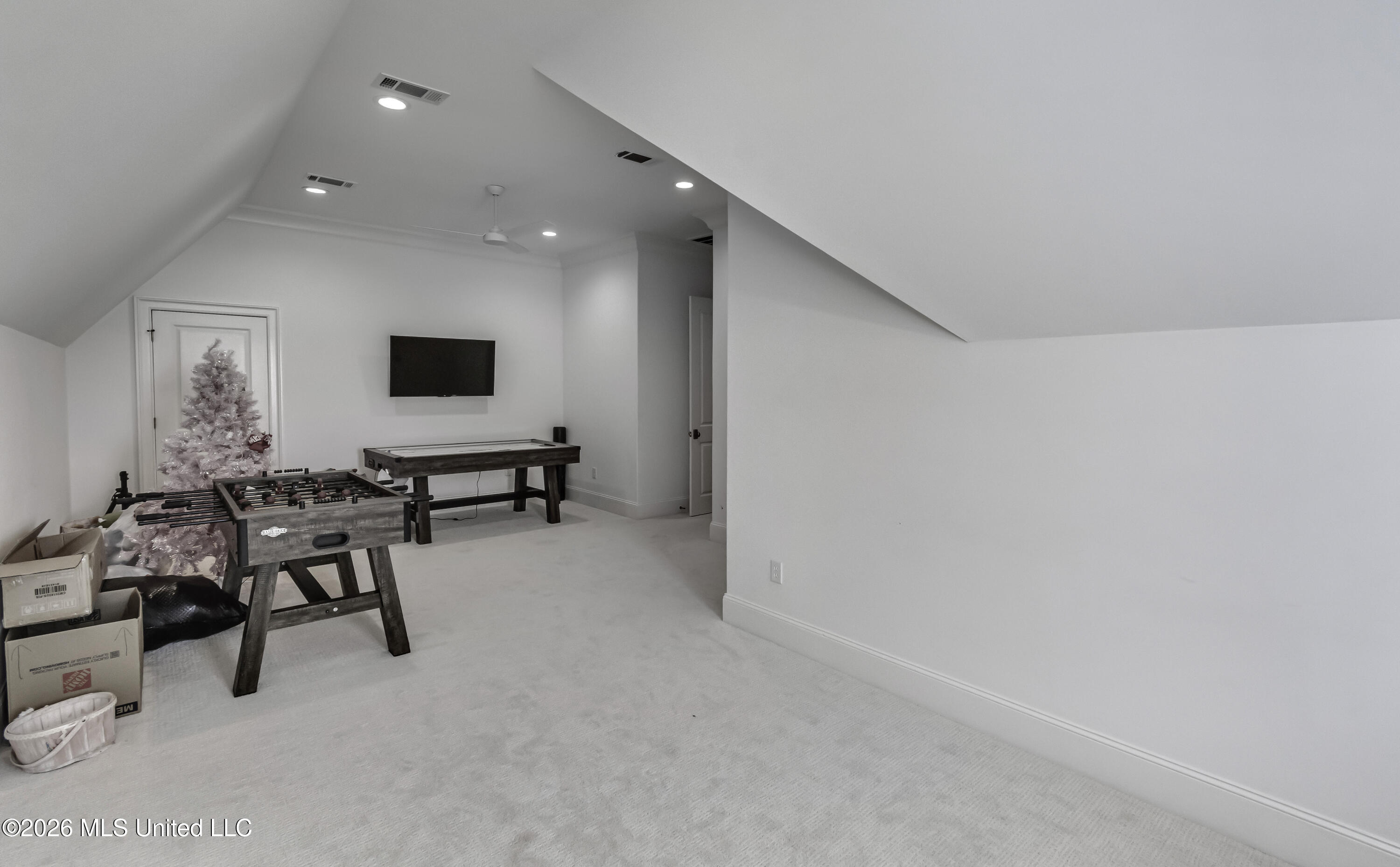 100 Winchester Loop Property Photo 77