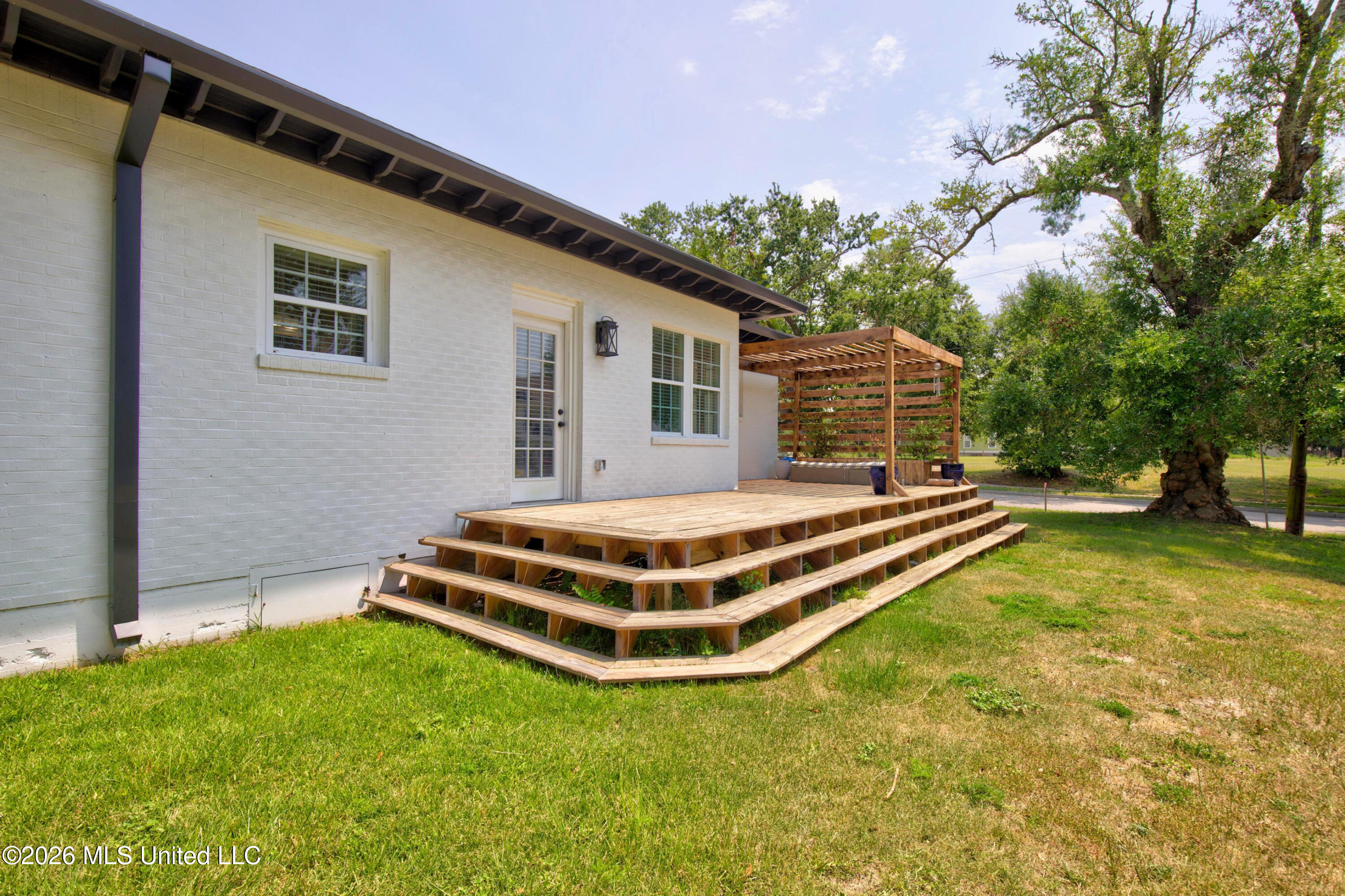 1143 2nd Street Property Photo 60
