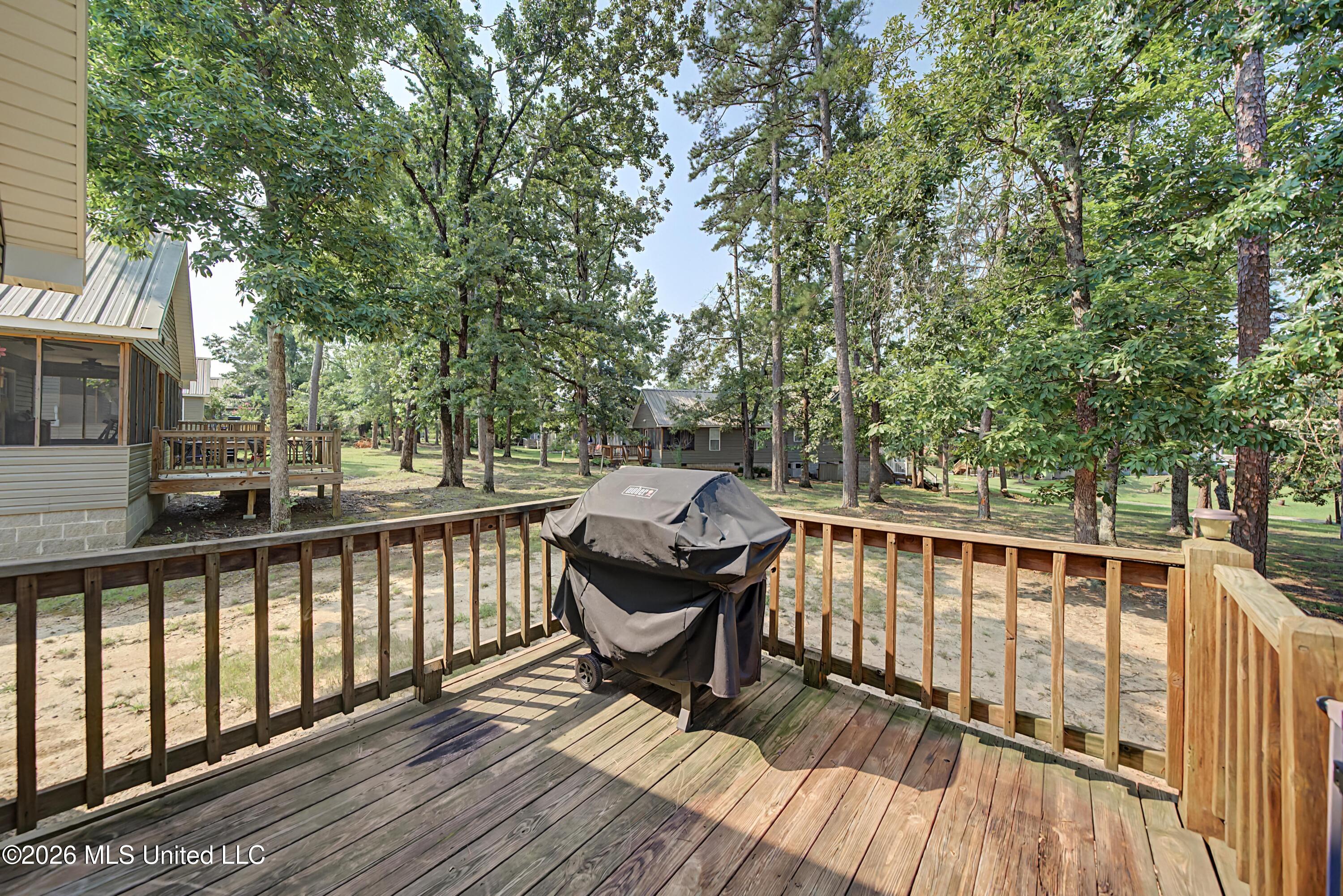 27 Pearl Parkway Property Photo 29