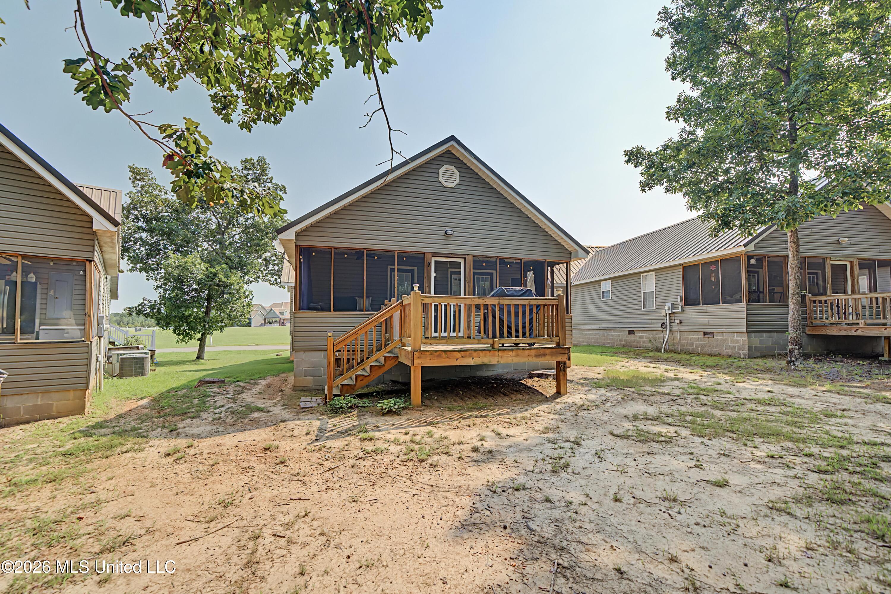 27 Pearl Parkway Property Photo 30