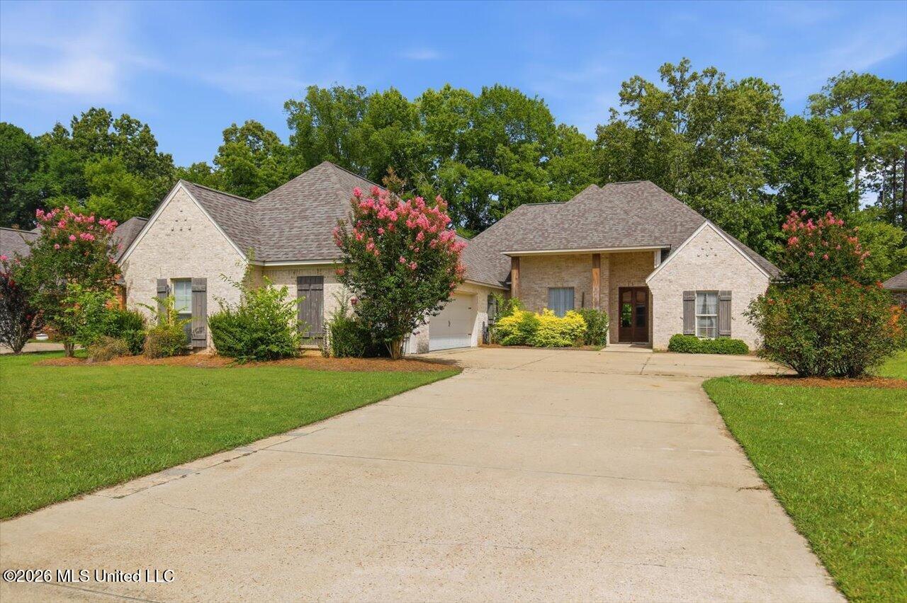 230 Grayhawk Drive Property Photo 1