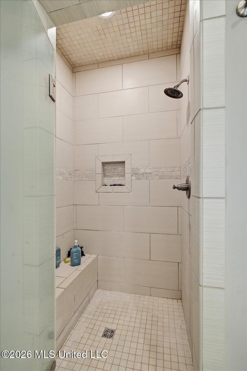 230 Grayhawk Drive Property Photo 21