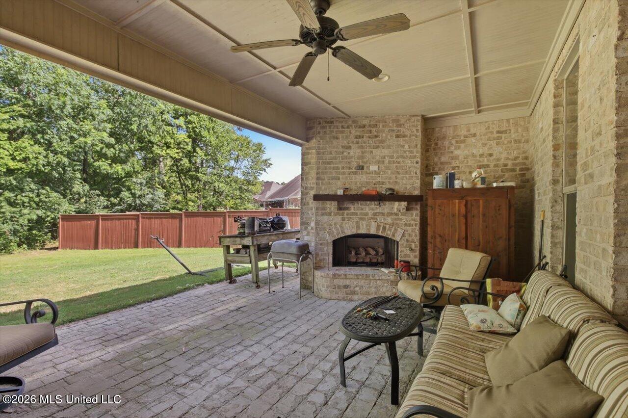 230 Grayhawk Drive Property Photo 27