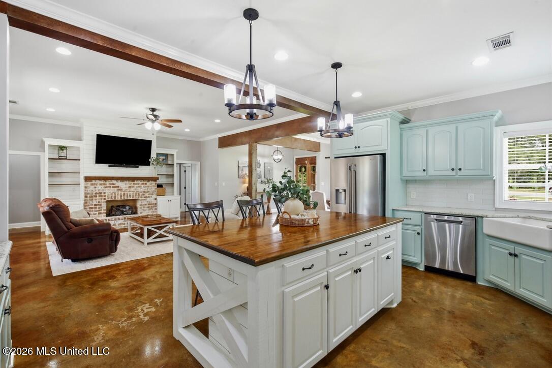 2363 Fugates Road Property Photo 10
