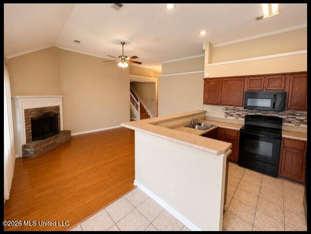 4253 Ravenwood Park Property Photo 13