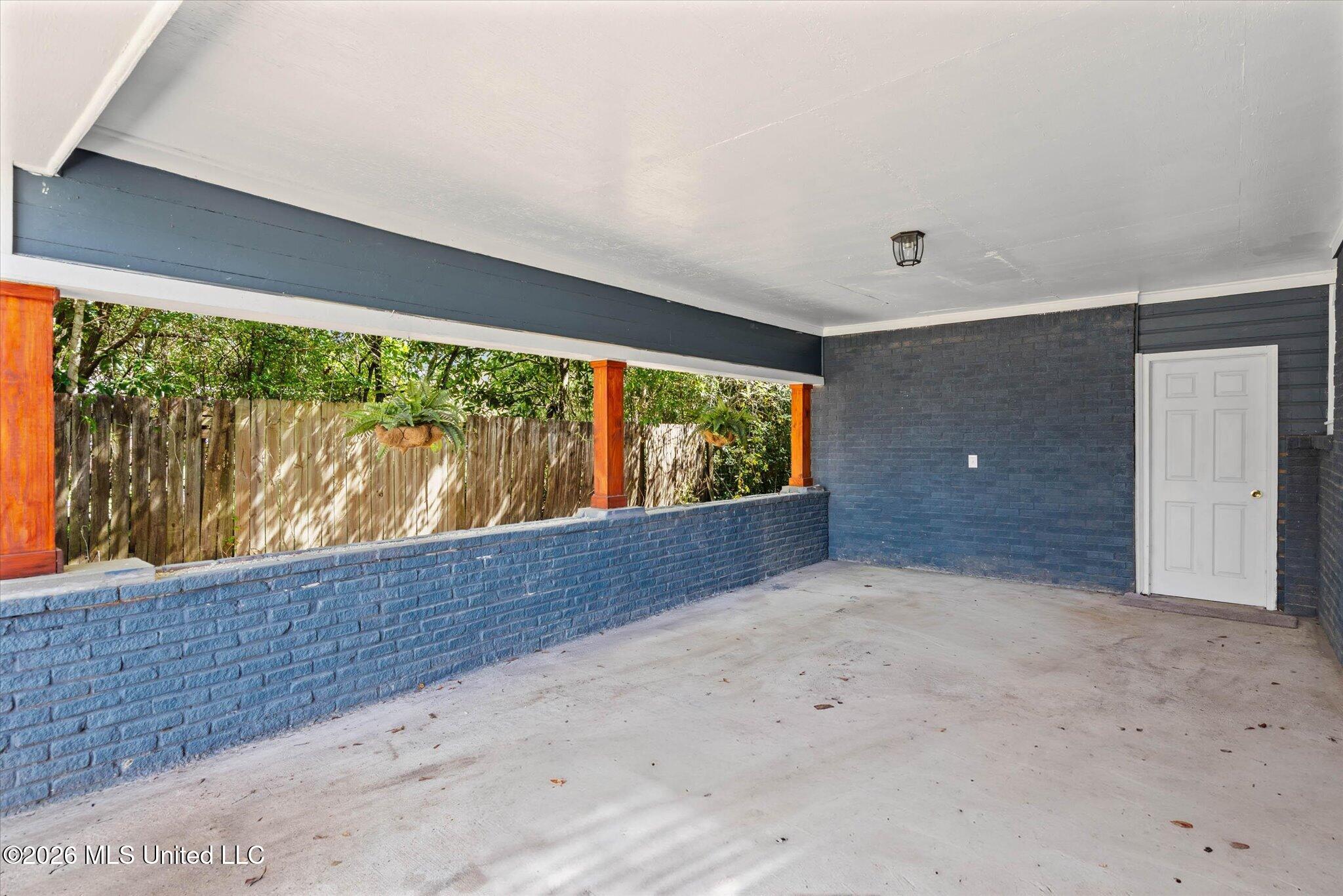 1808 Center Street Property Photo 7