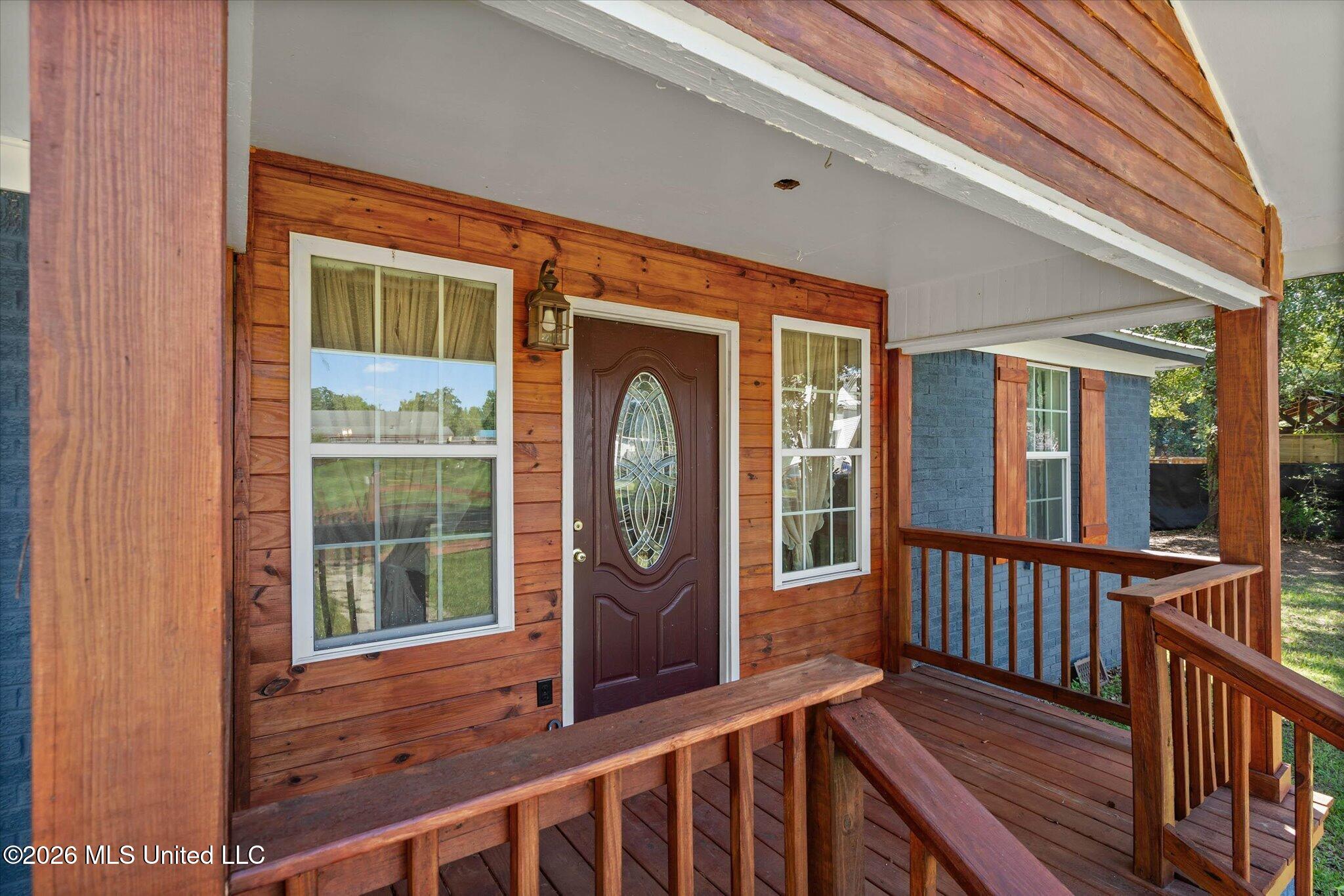 1808 Center Street Property Photo 9