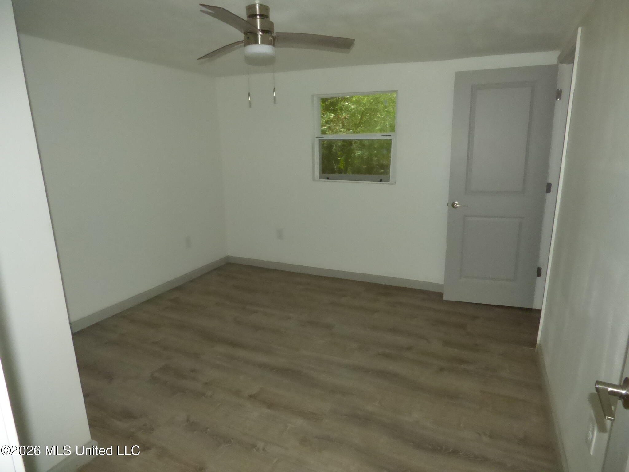 203 Peters Street Property Photo 8
