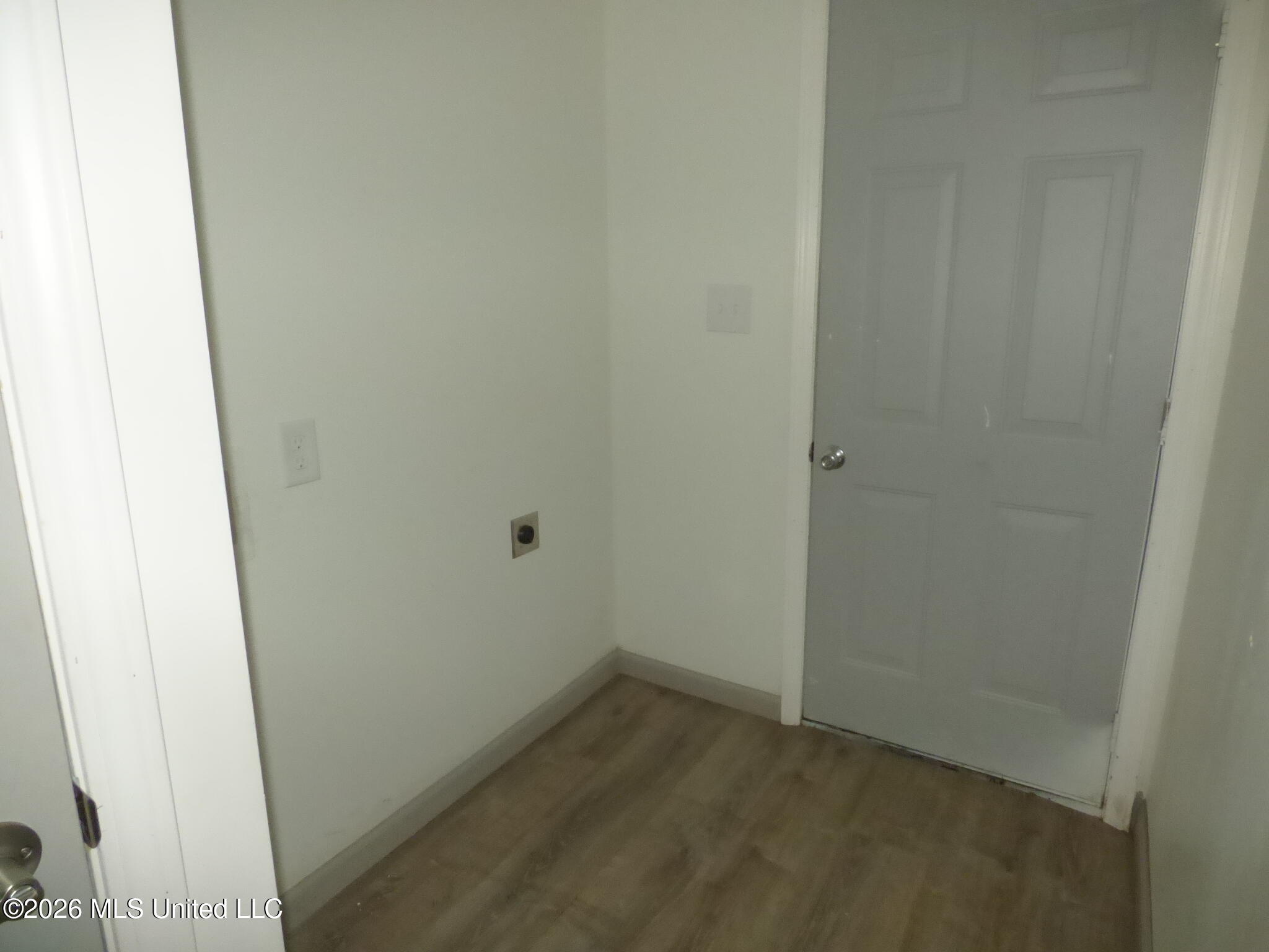 203 Peters Street Property Photo 15