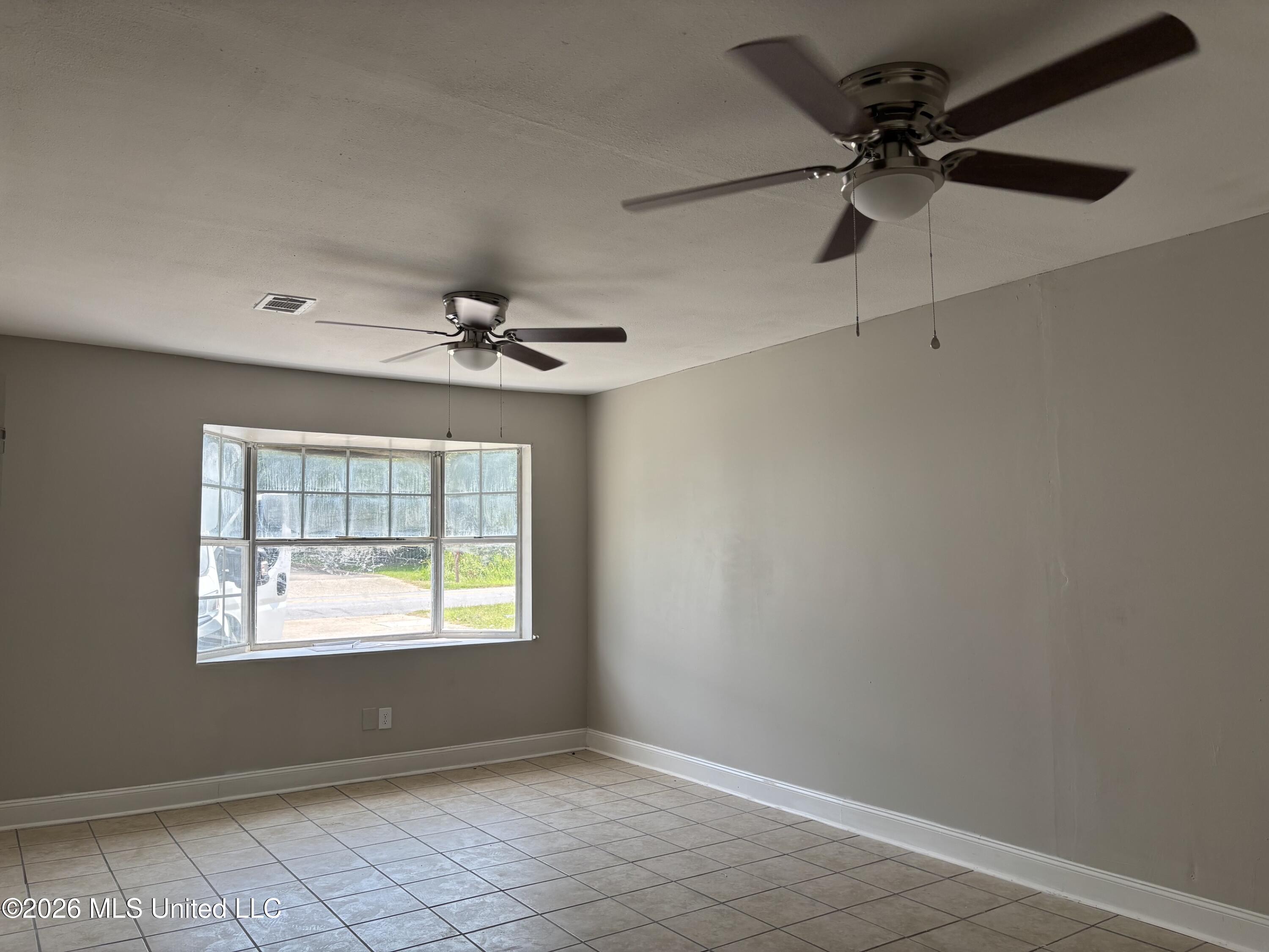 15212 Big Ridge Road Property Photo 5