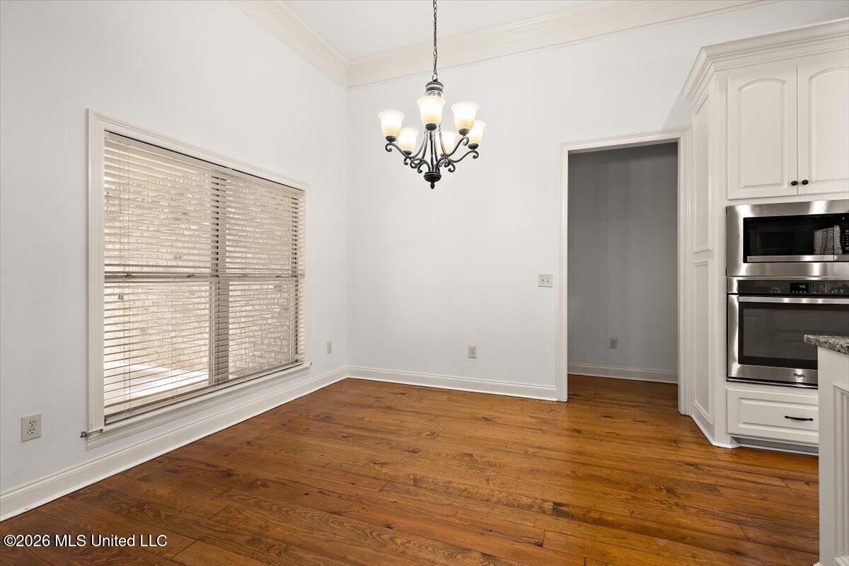 131 Caledonian Boulevard Property Photo 9