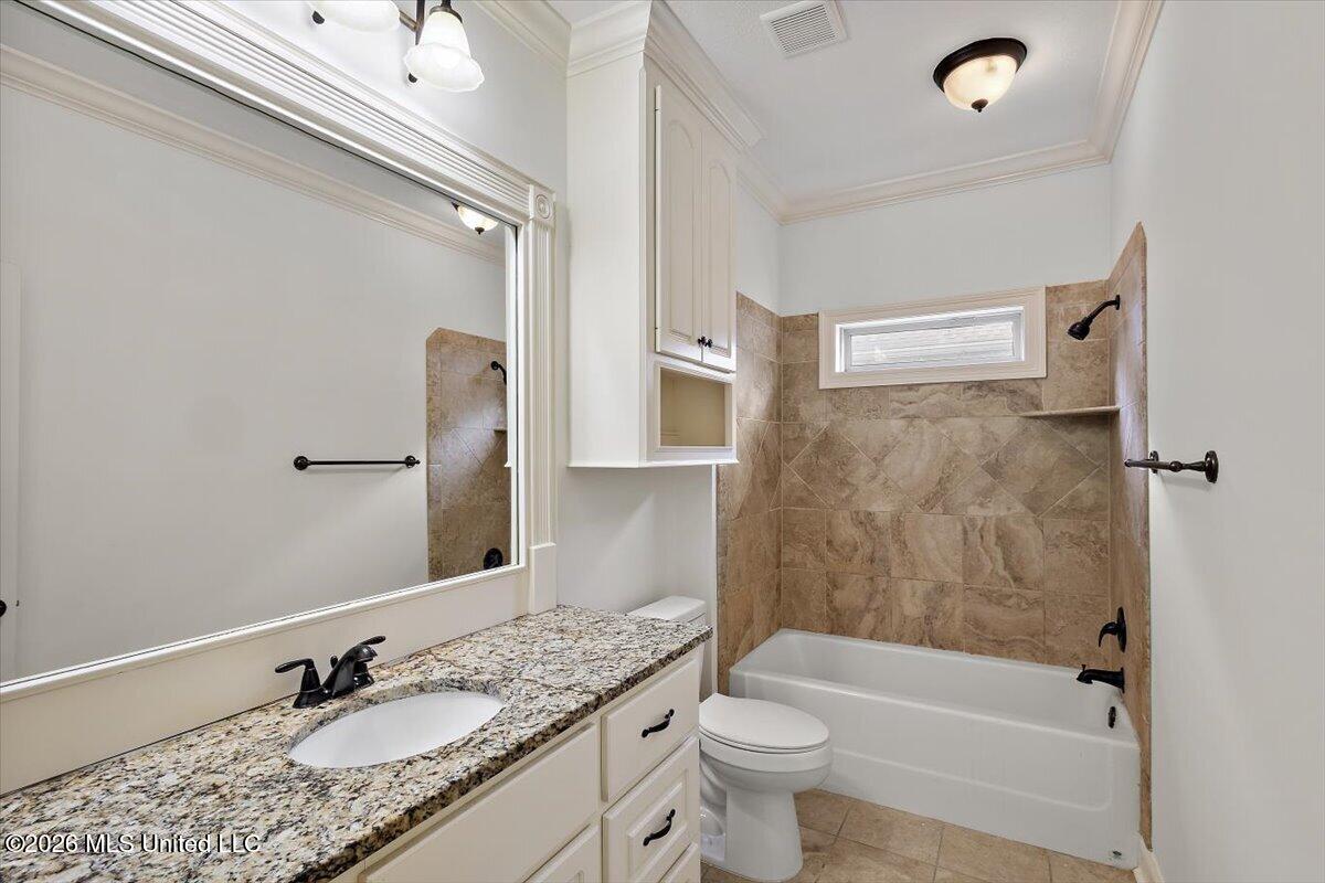 131 Caledonian Boulevard Property Photo 21