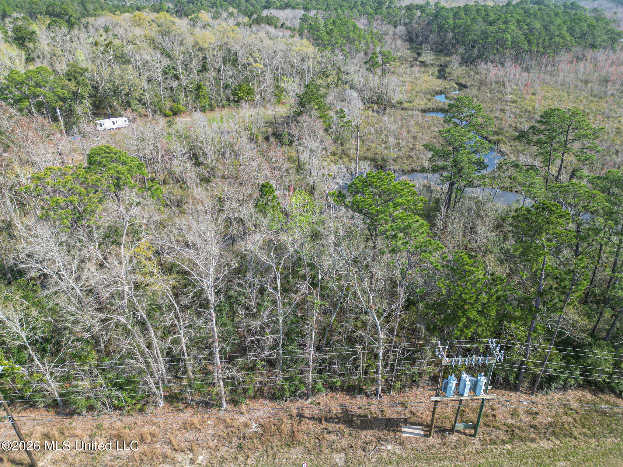 Menge Avenue Property Photo 2