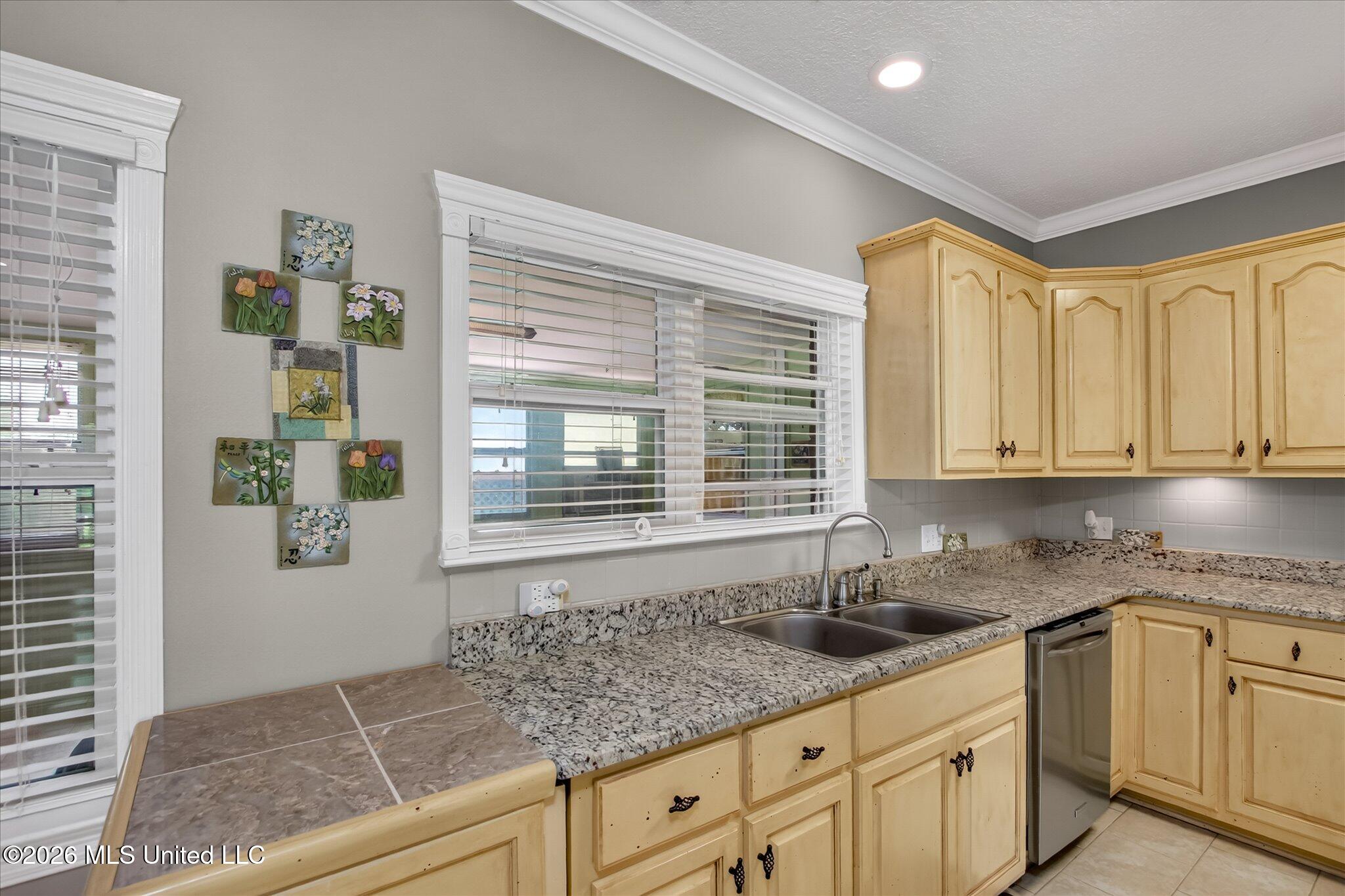 2011 Tradewinds Drive Property Photo 10